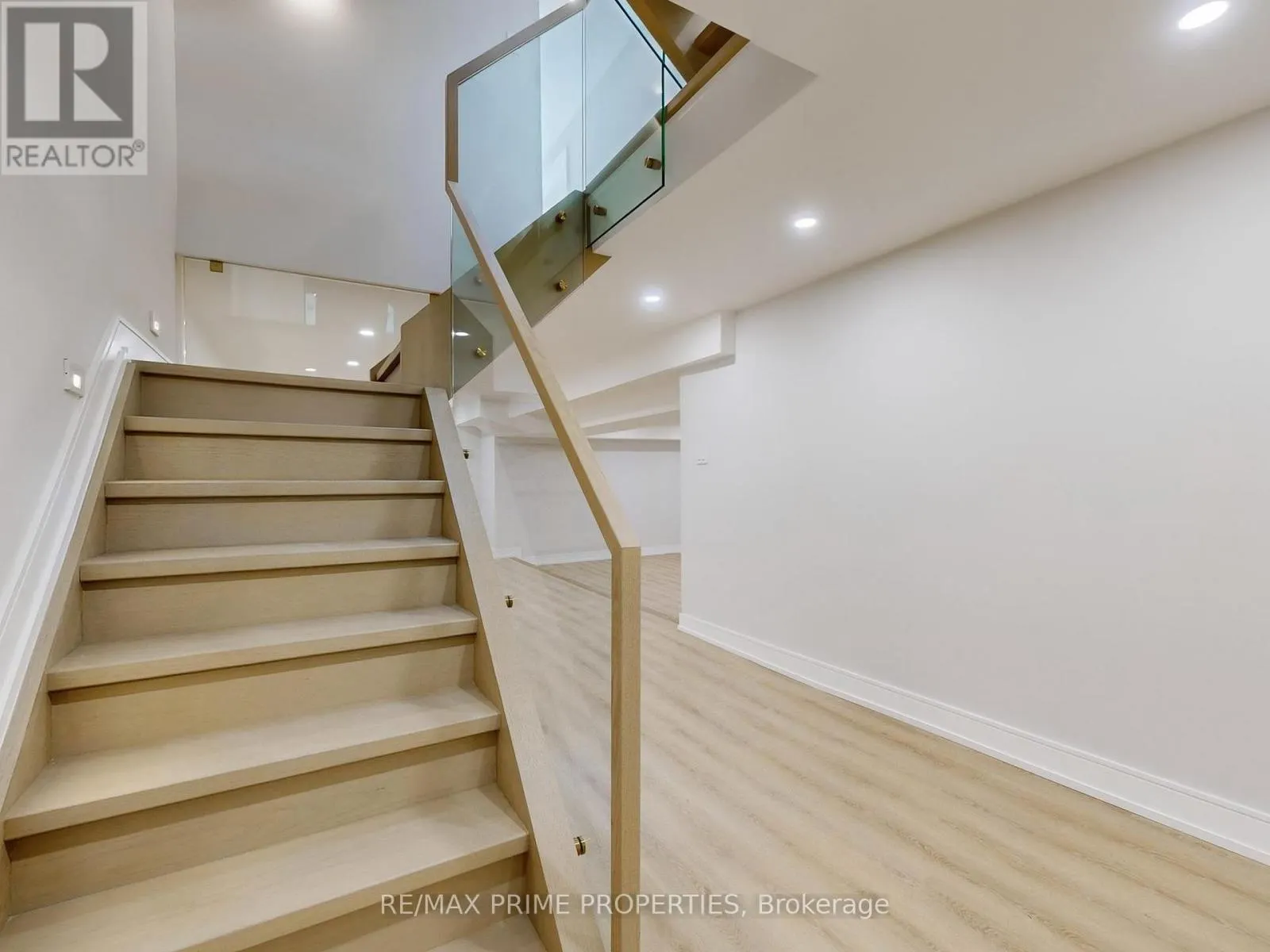 137 OLD SURREY LANE