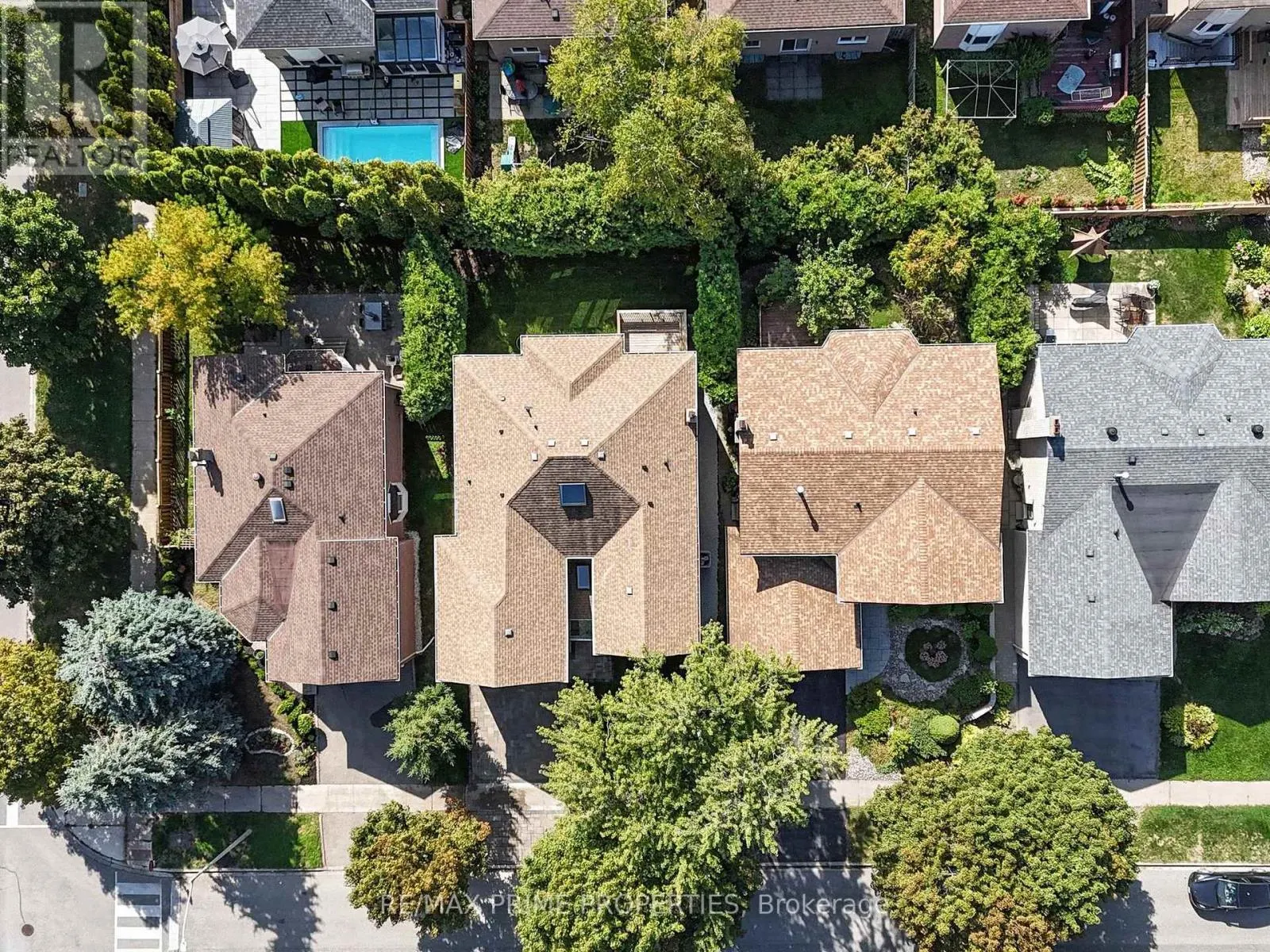 137 OLD SURREY LANE