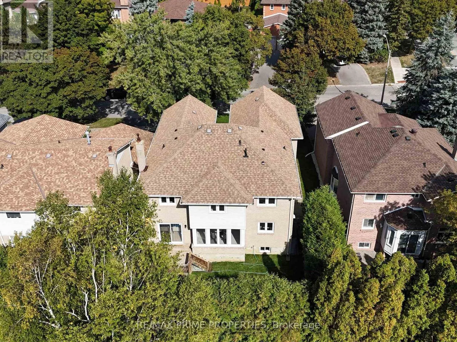 137 OLD SURREY LANE