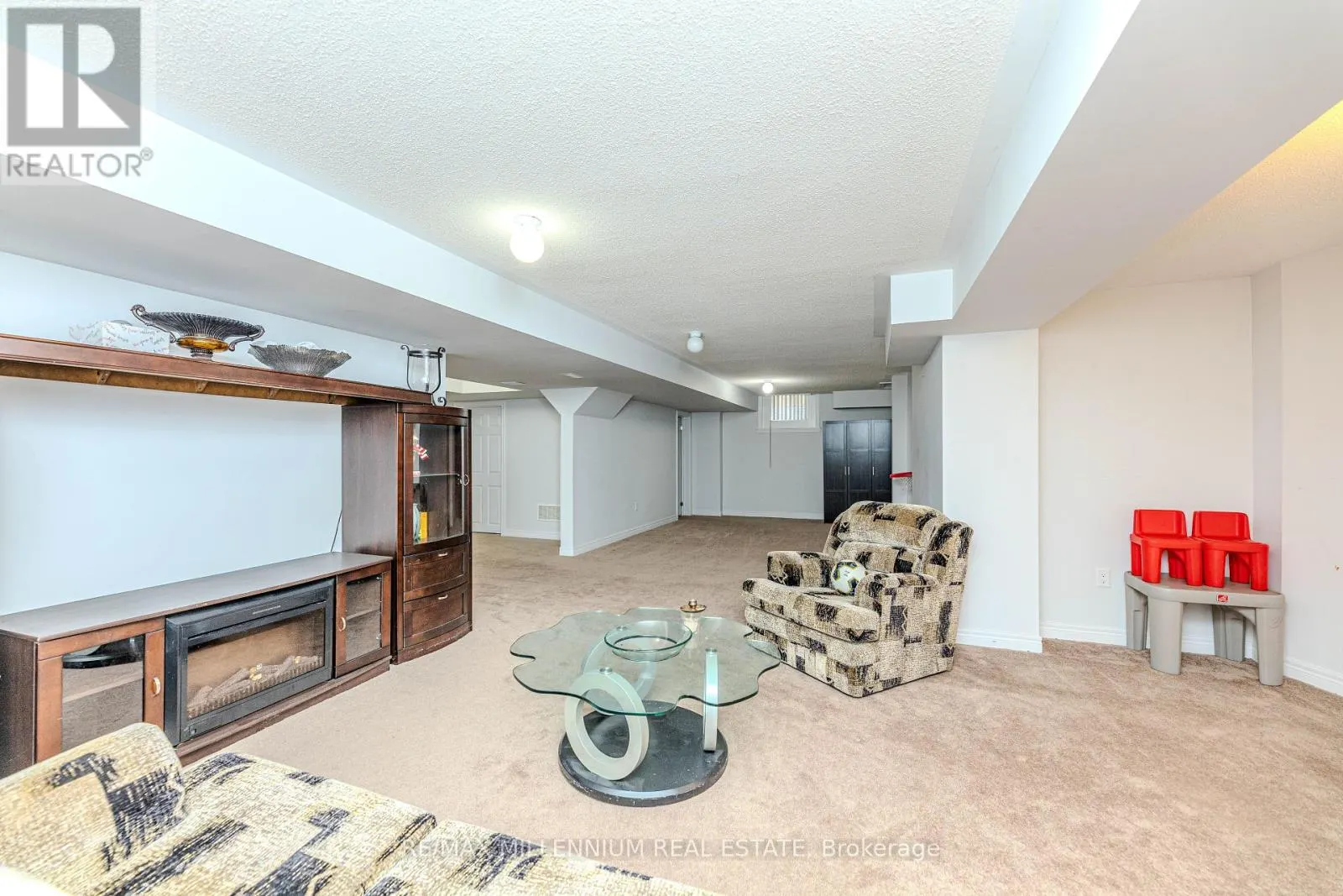 75 COPELAND CRESCENT