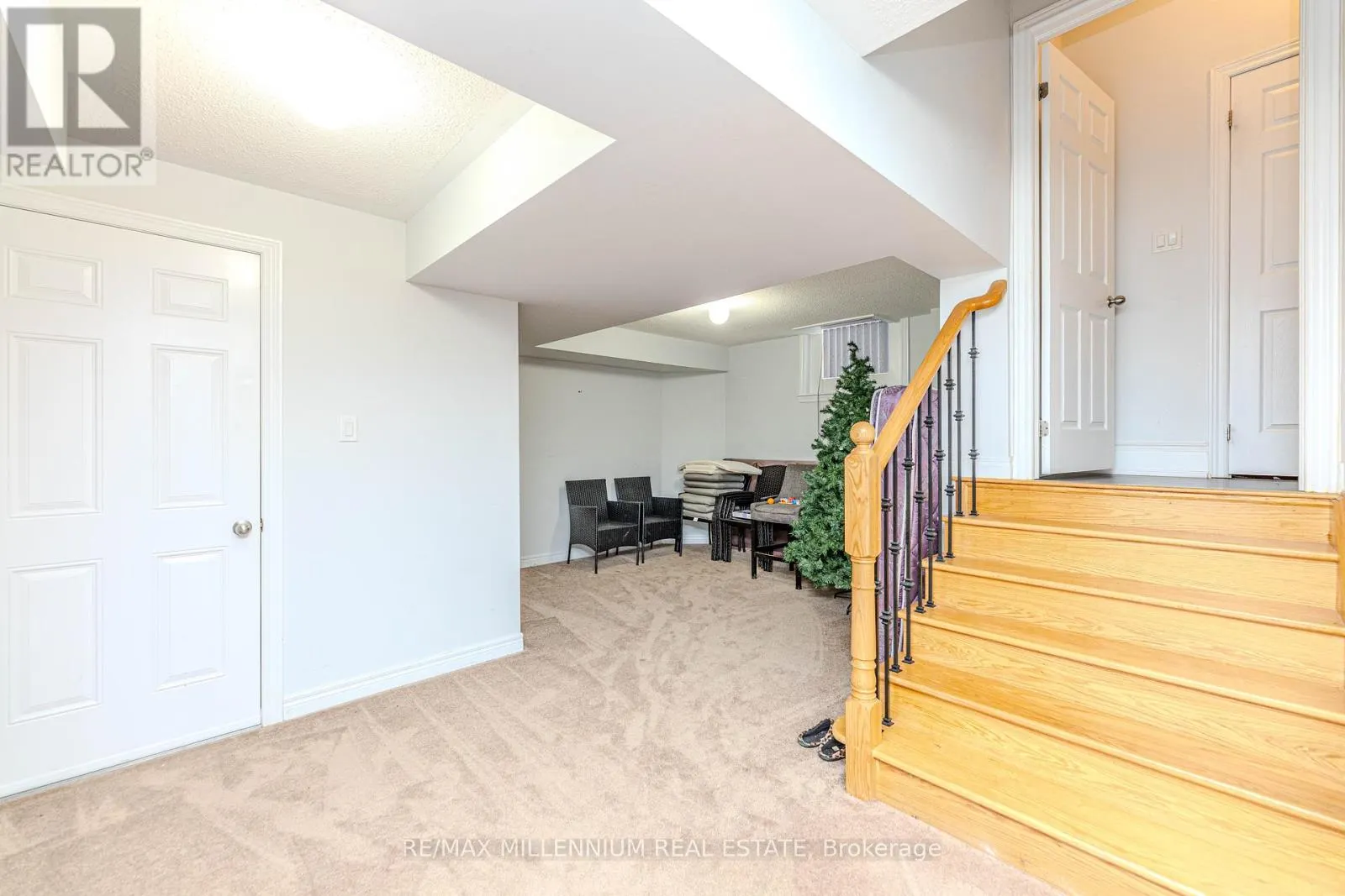 75 COPELAND CRESCENT