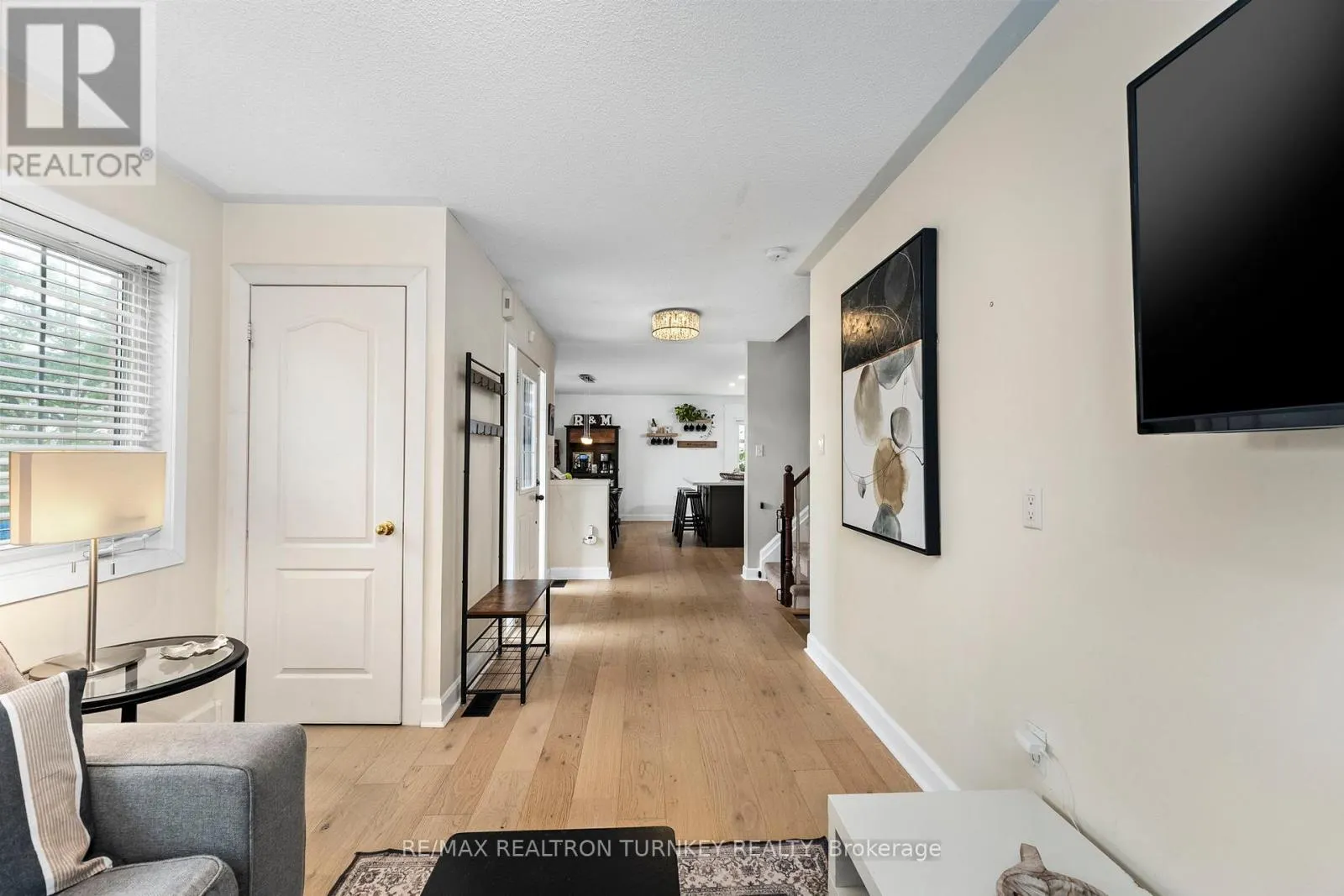 84 ADMIRAL CRESCENT