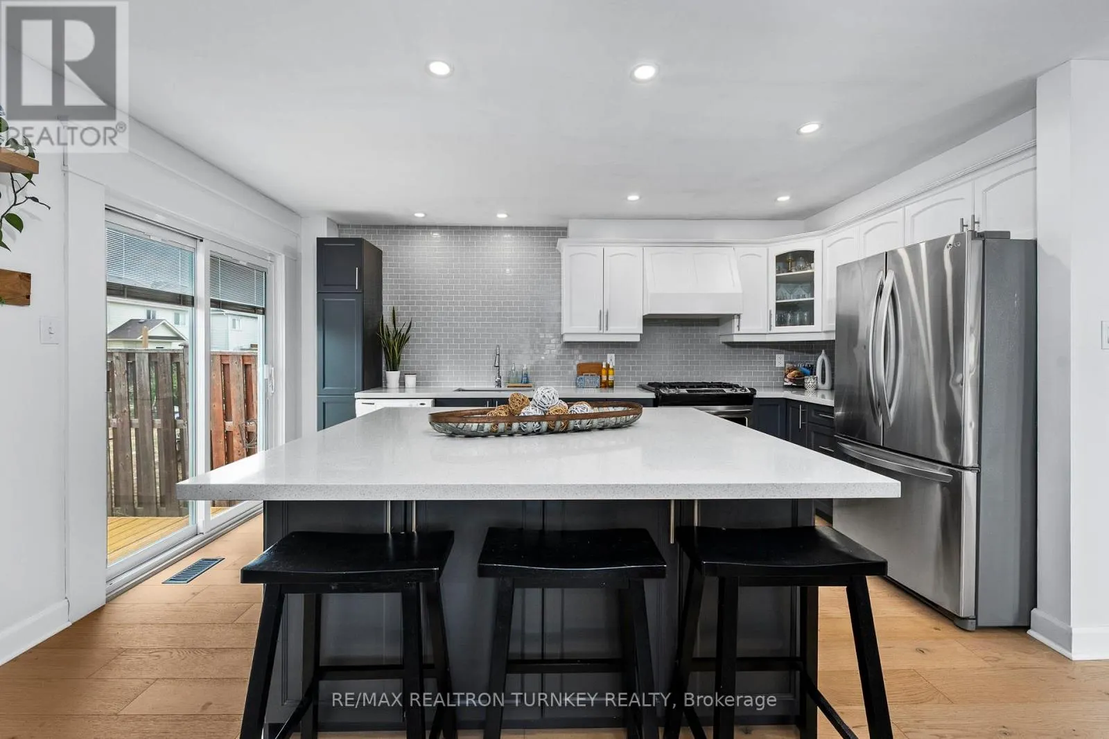 84 ADMIRAL CRESCENT