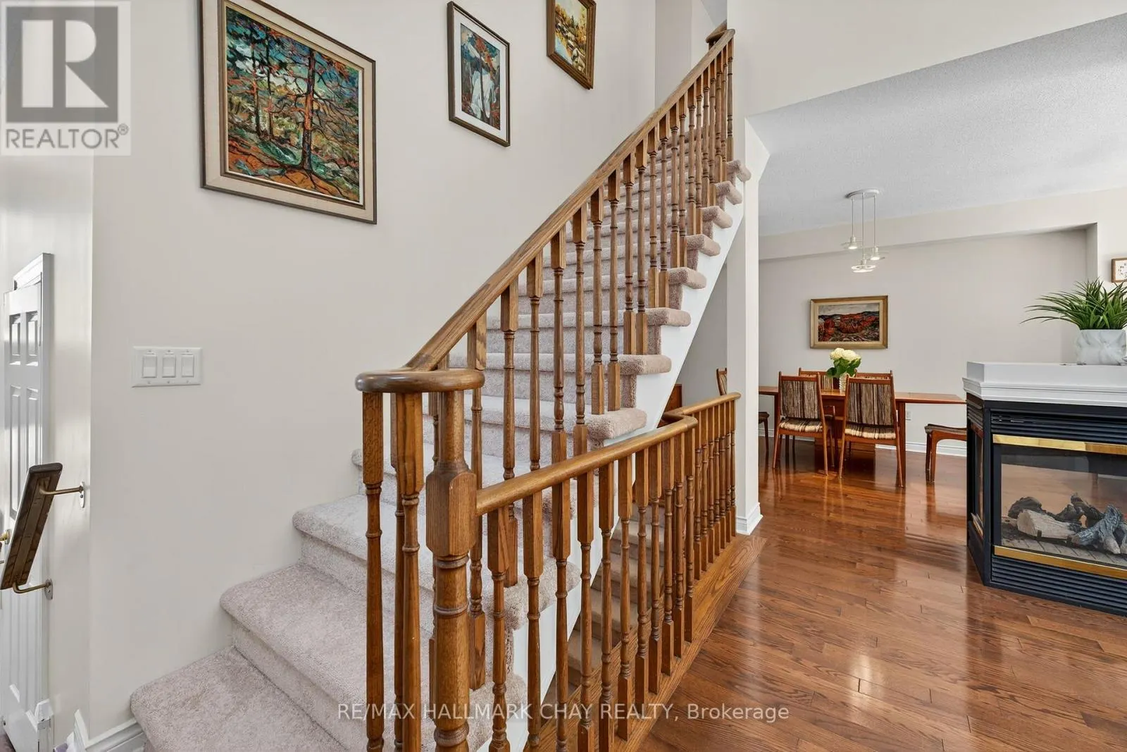 912 CREEKFRONT WAY