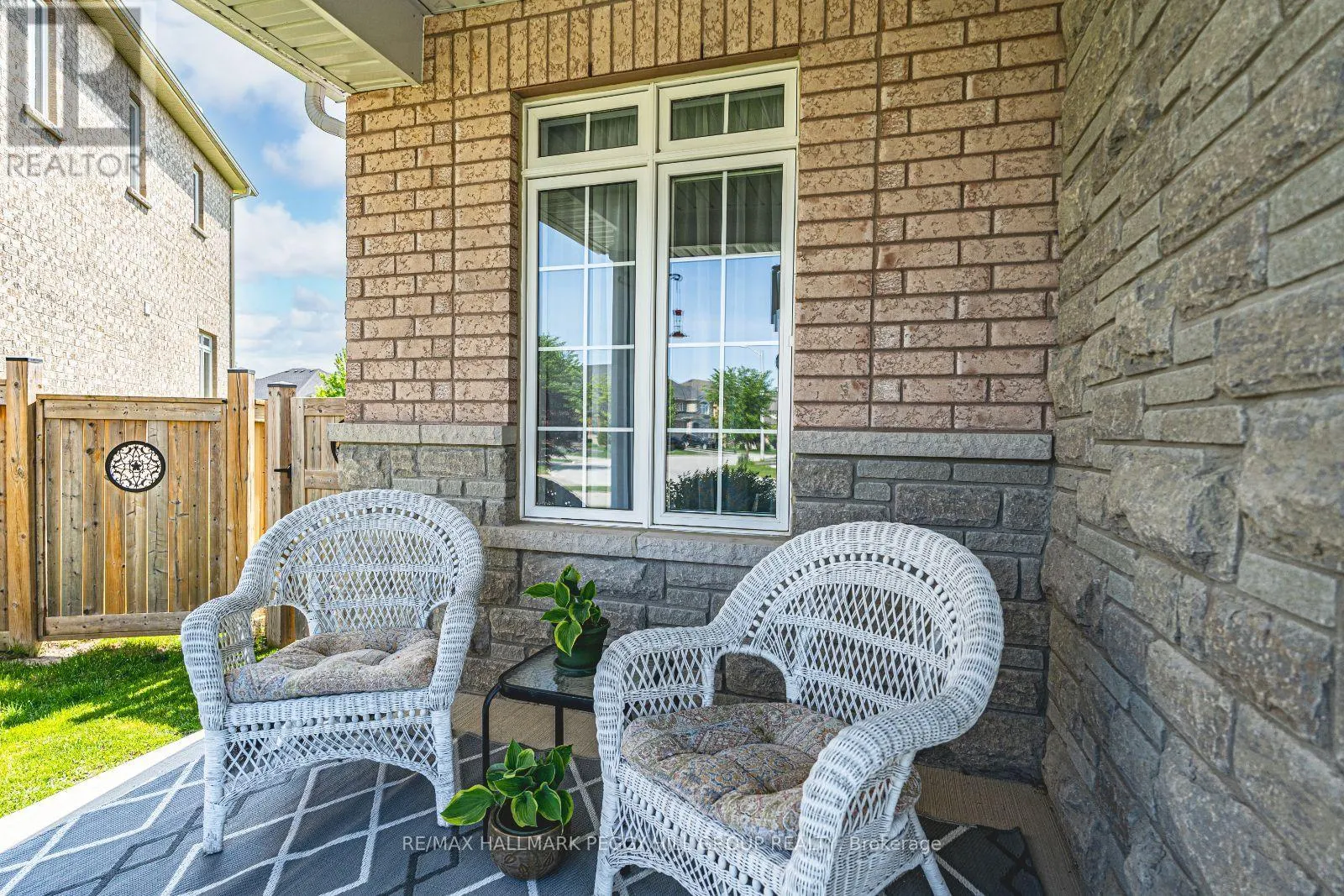 25 COPELAND CRESCENT