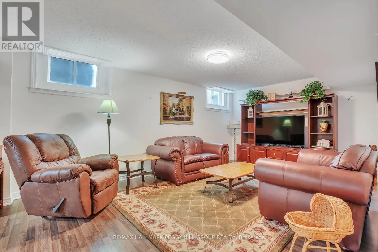 25 COPELAND CRESCENT