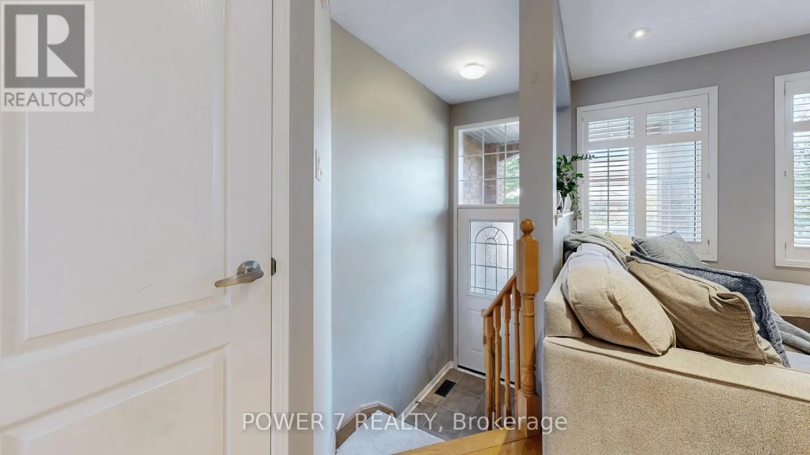 379 WHITE'S HILL AVENUE
