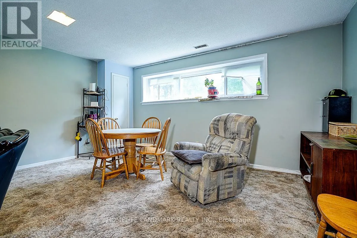 6068 BLOOMINGTON ROAD