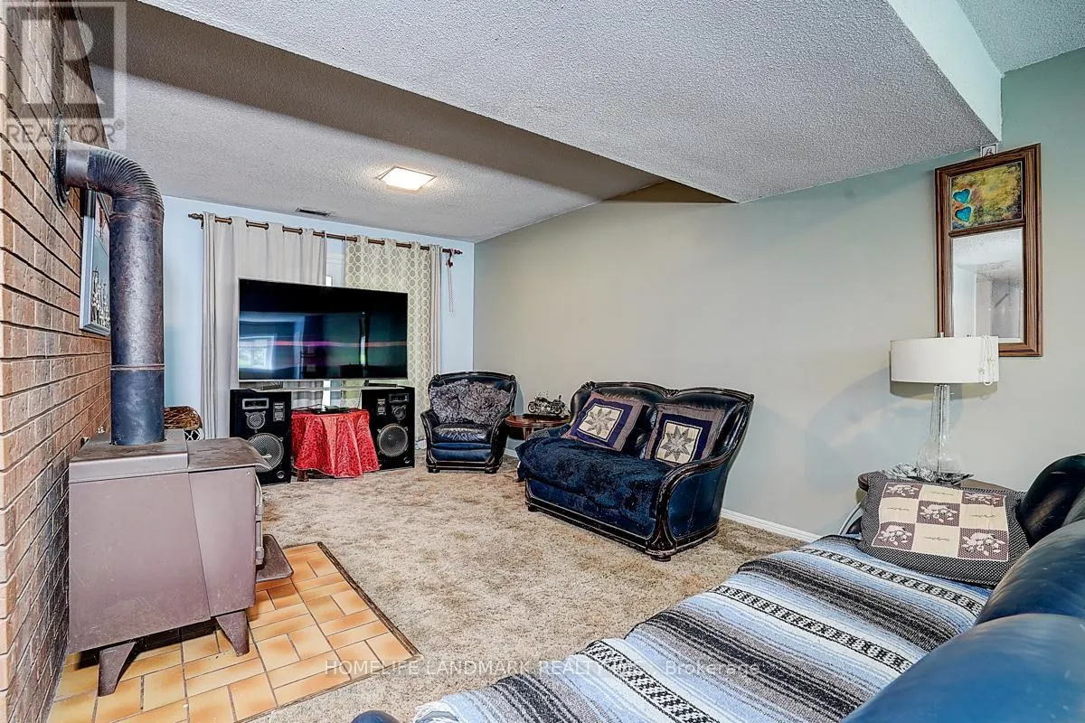 6068 BLOOMINGTON ROAD