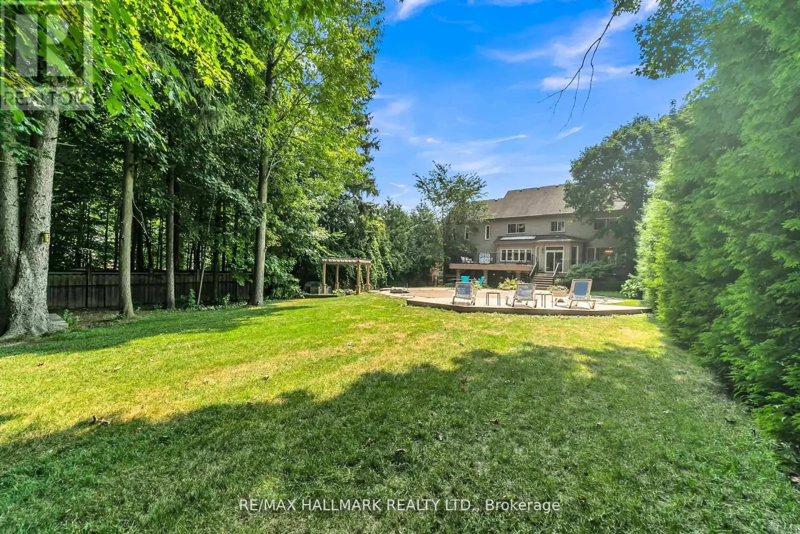384 KENNEDY STREET W