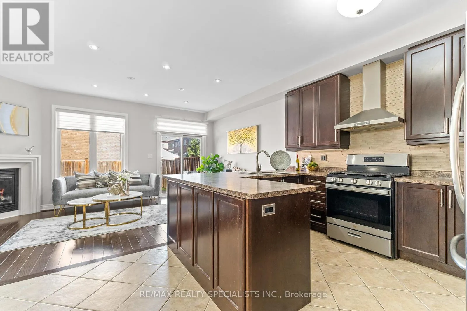 92 MCCANN CRESCENT