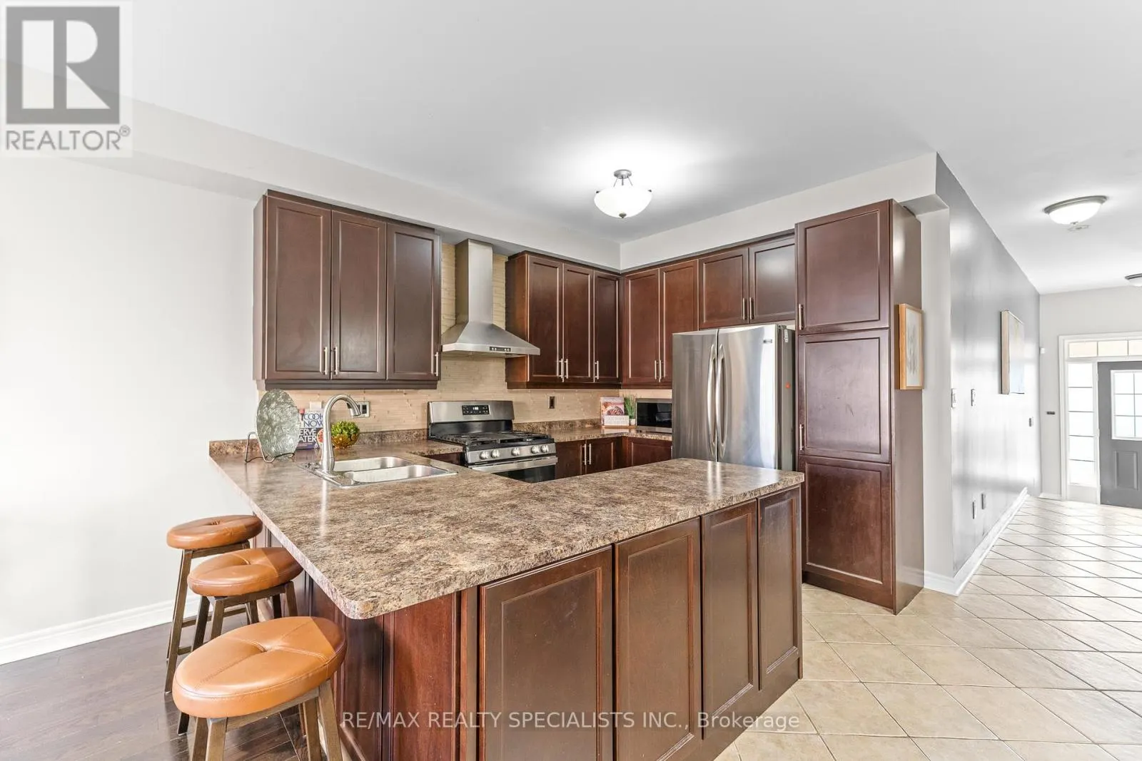 92 MCCANN CRESCENT