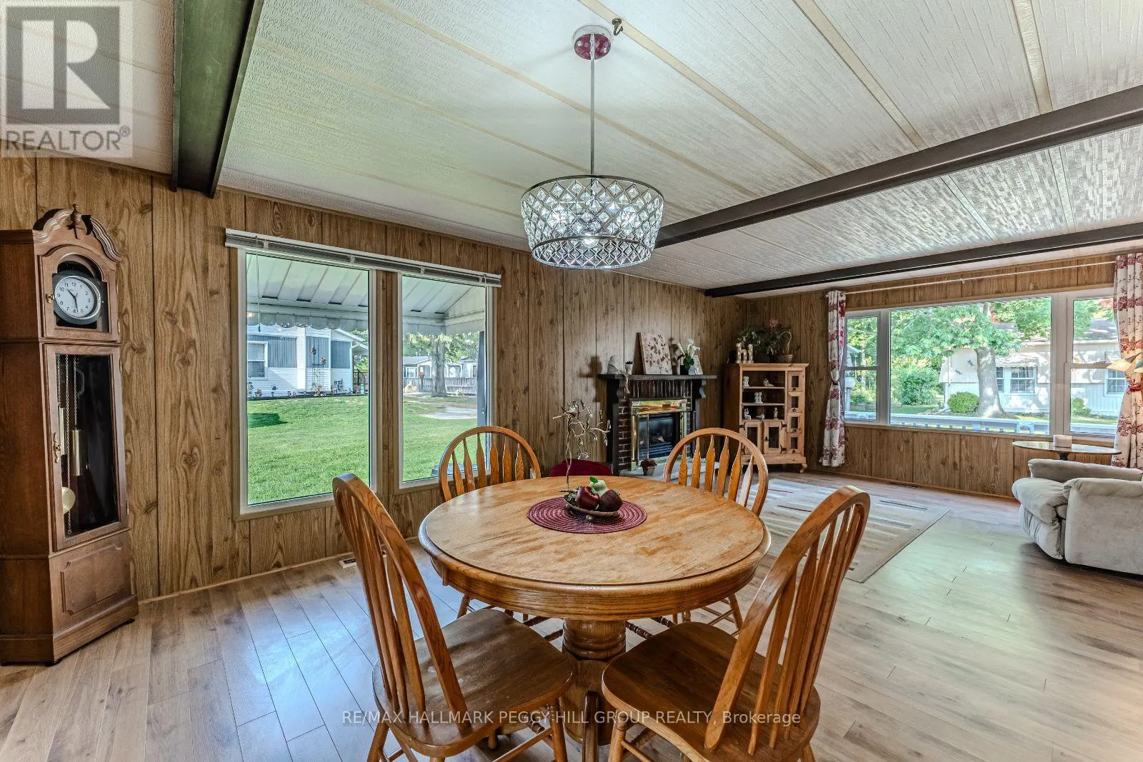 15 RIVERVIEW CIRCLE