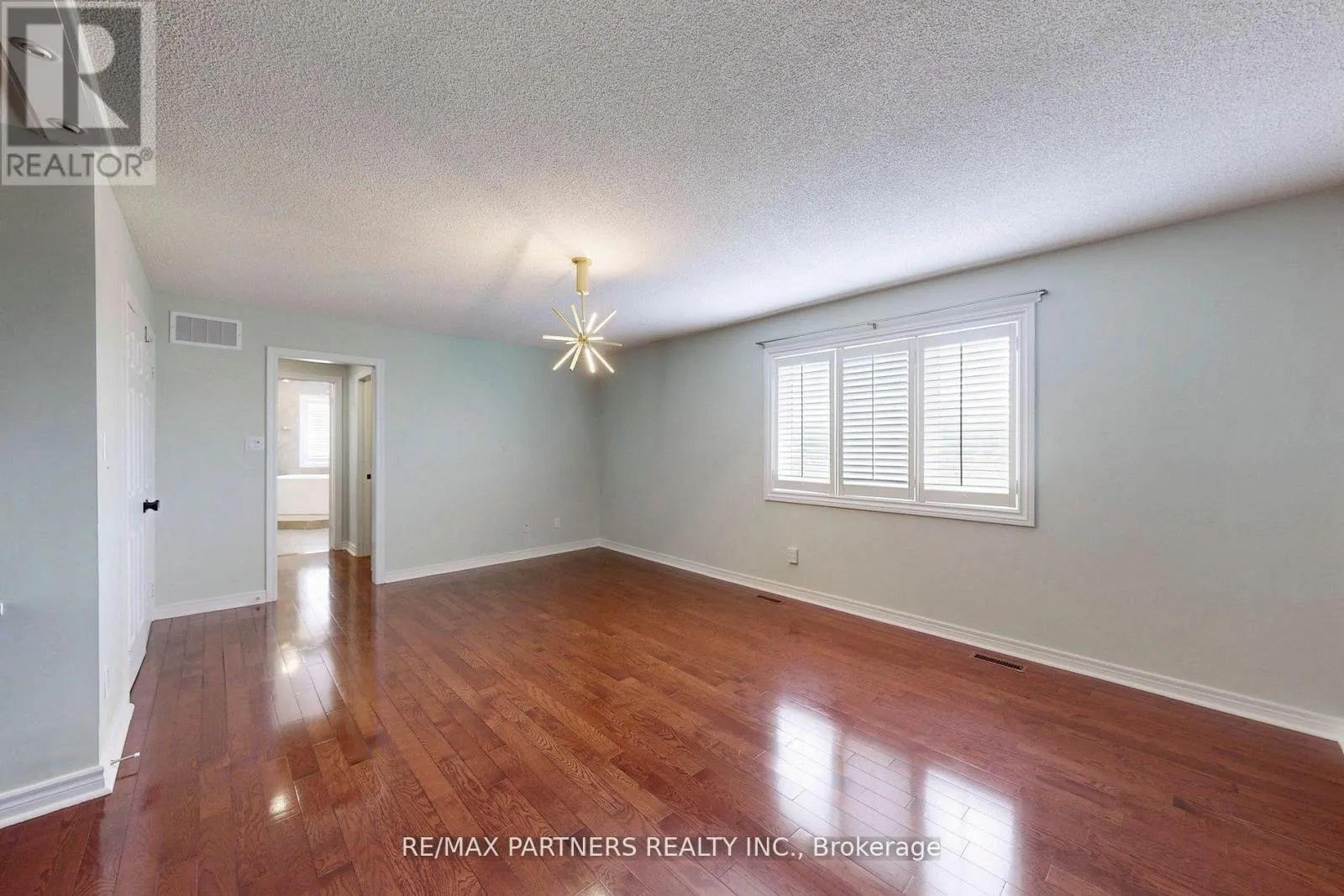 31 EYER DRIVE
