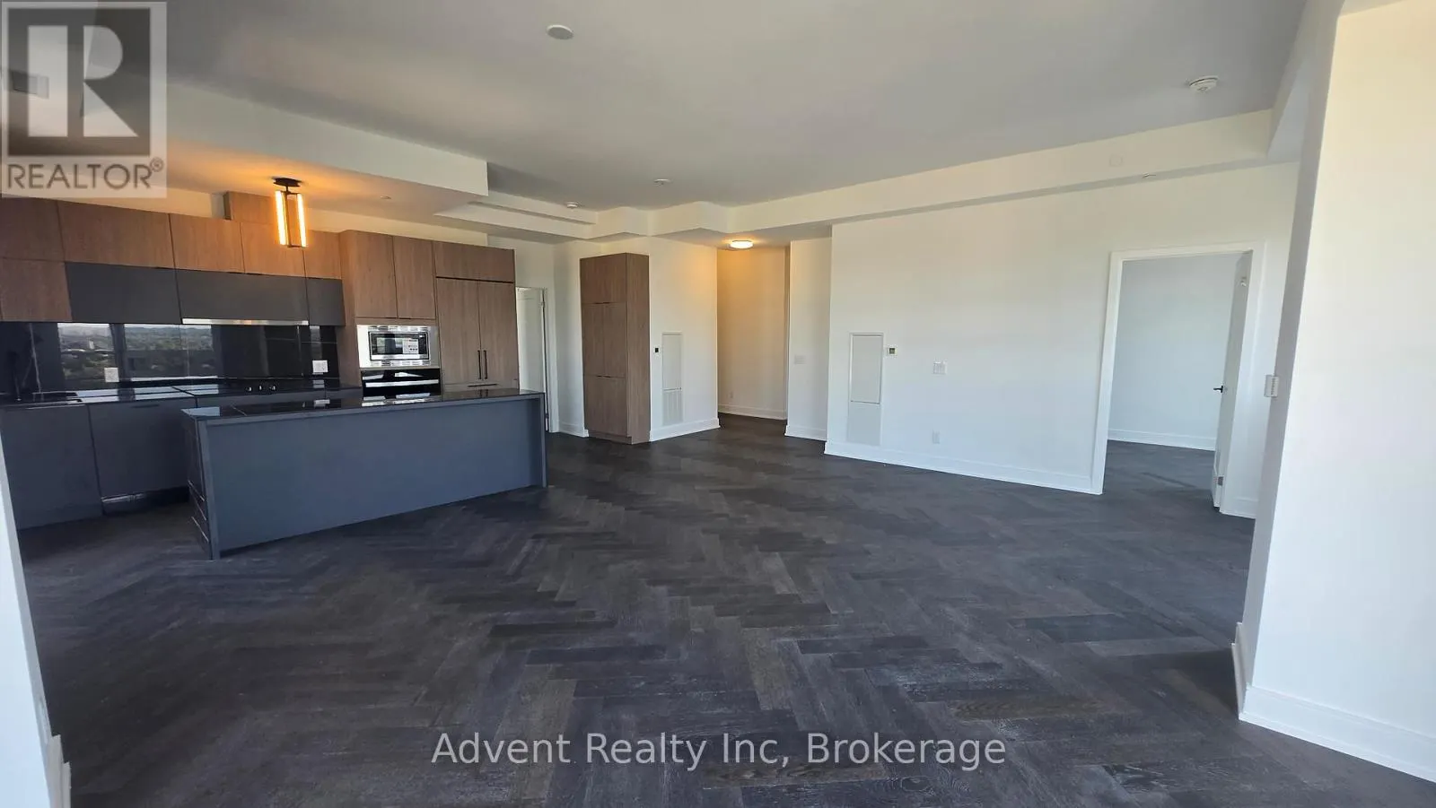 1304 - 8888 YONGE STREET