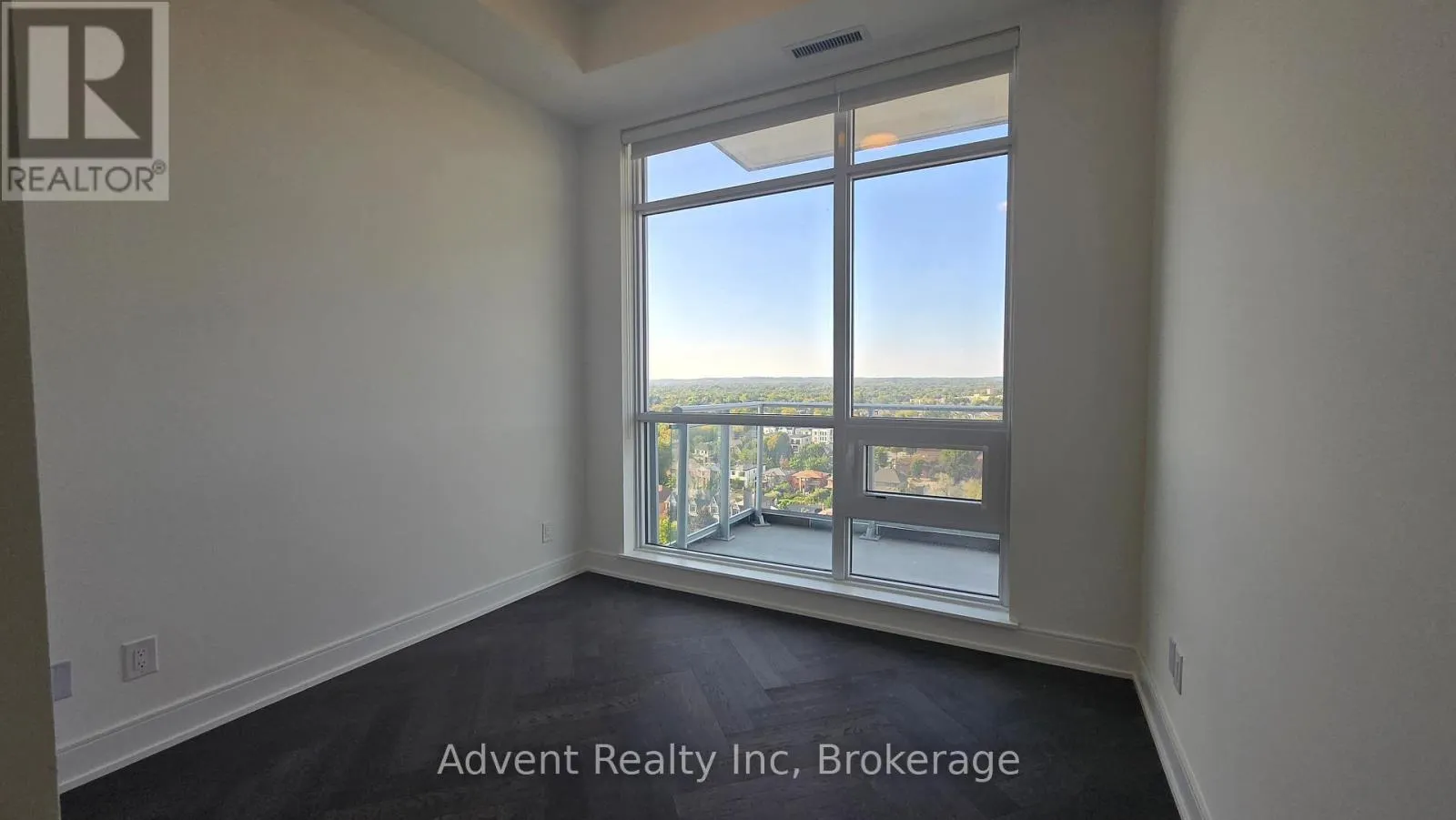 1304 - 8888 YONGE STREET