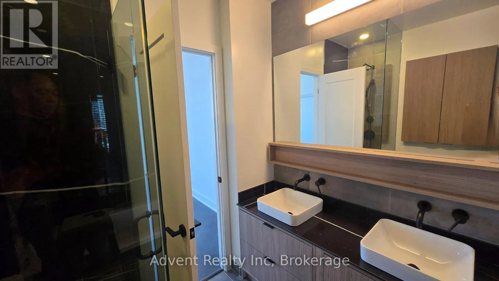 1304 - 8888 YONGE STREET