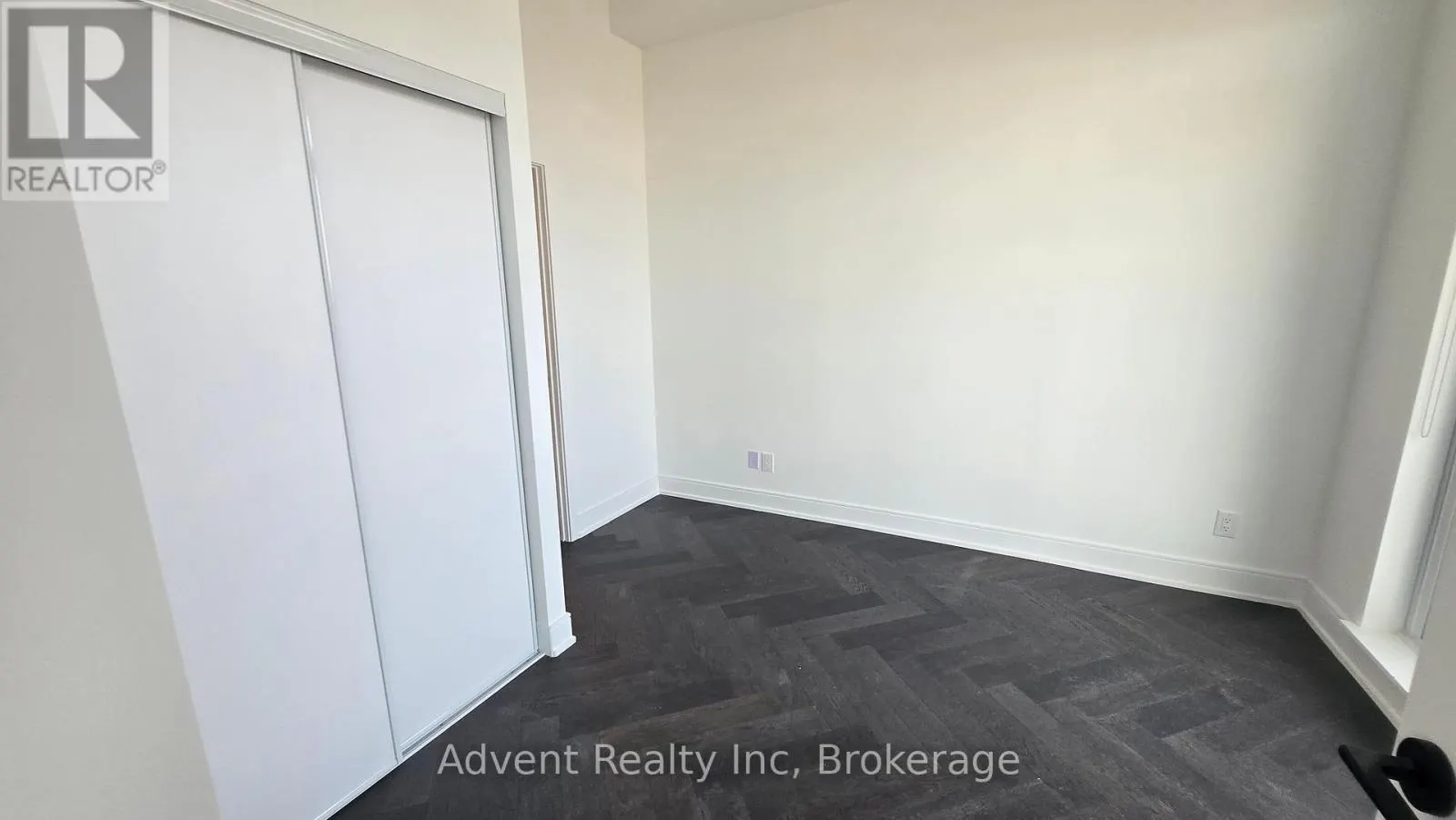 1304 - 8888 YONGE STREET