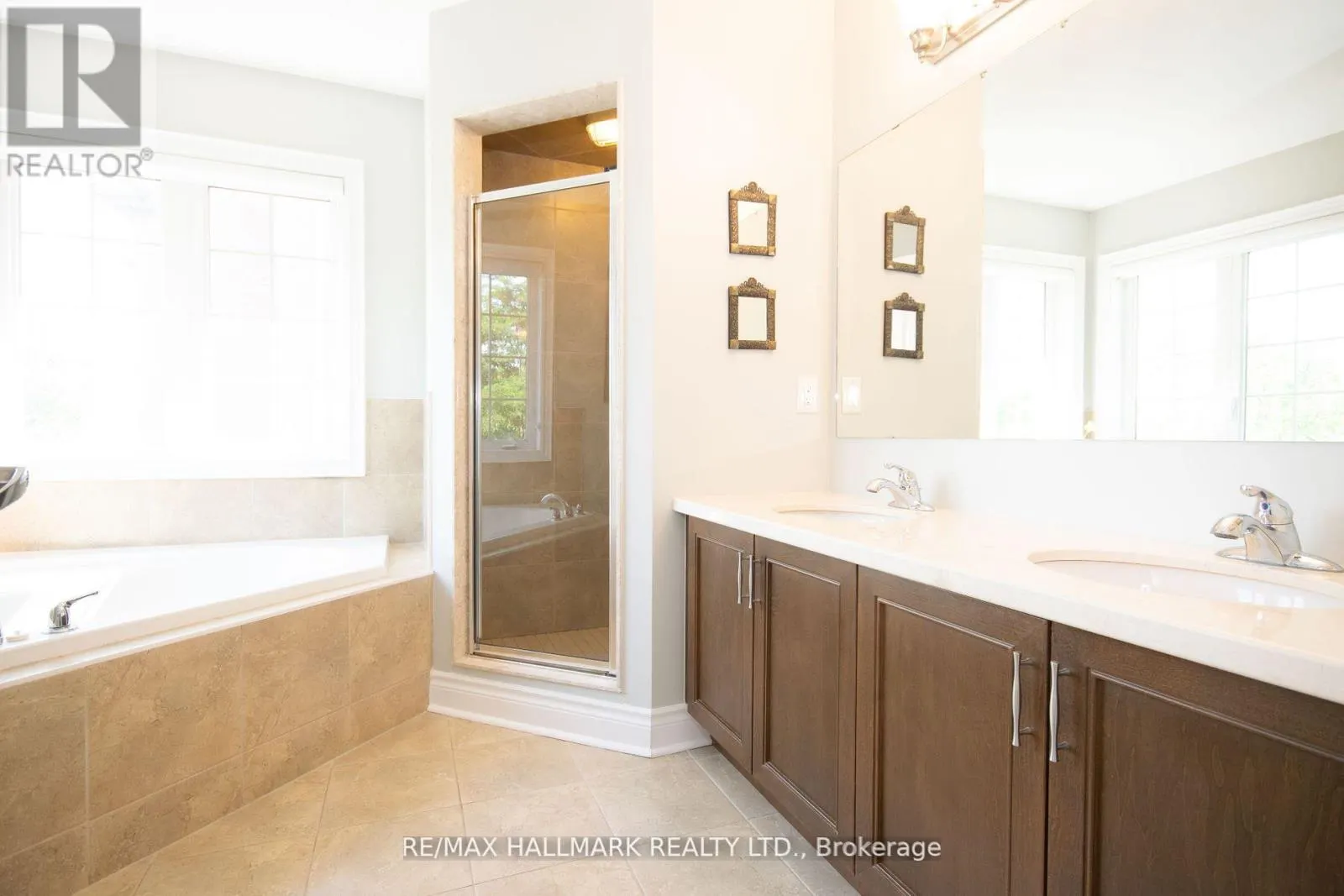 128 WOLF CREEK CRESCENT