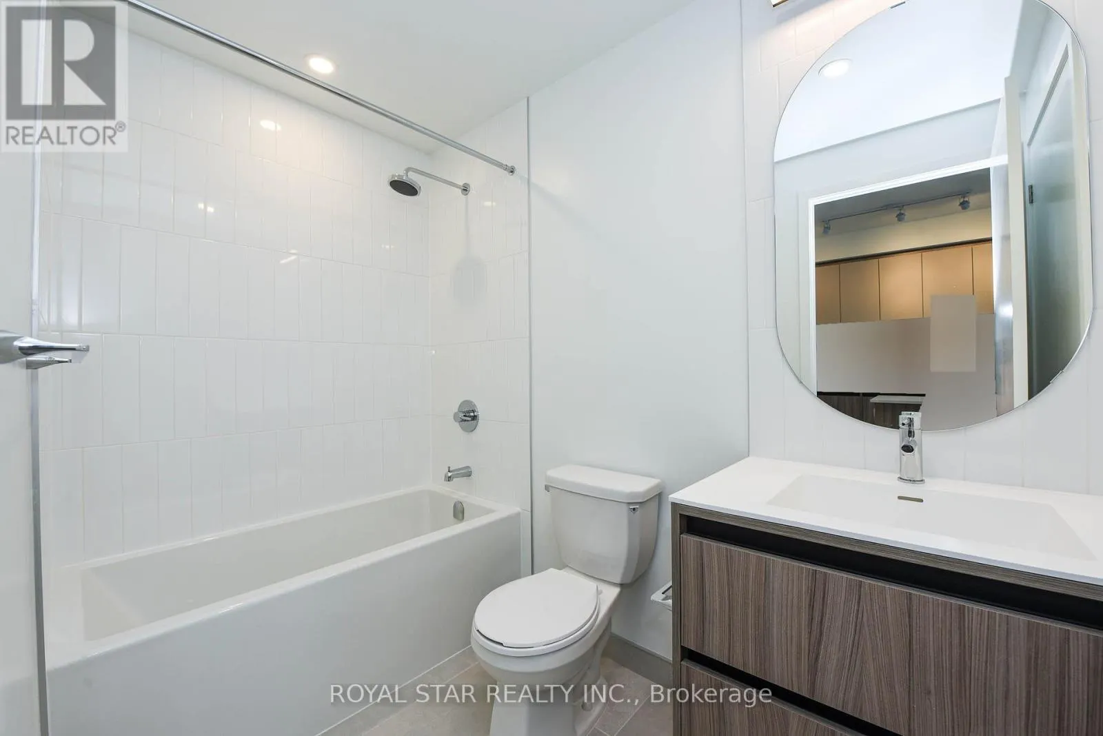 1502 - 7950 BATHURST STREET