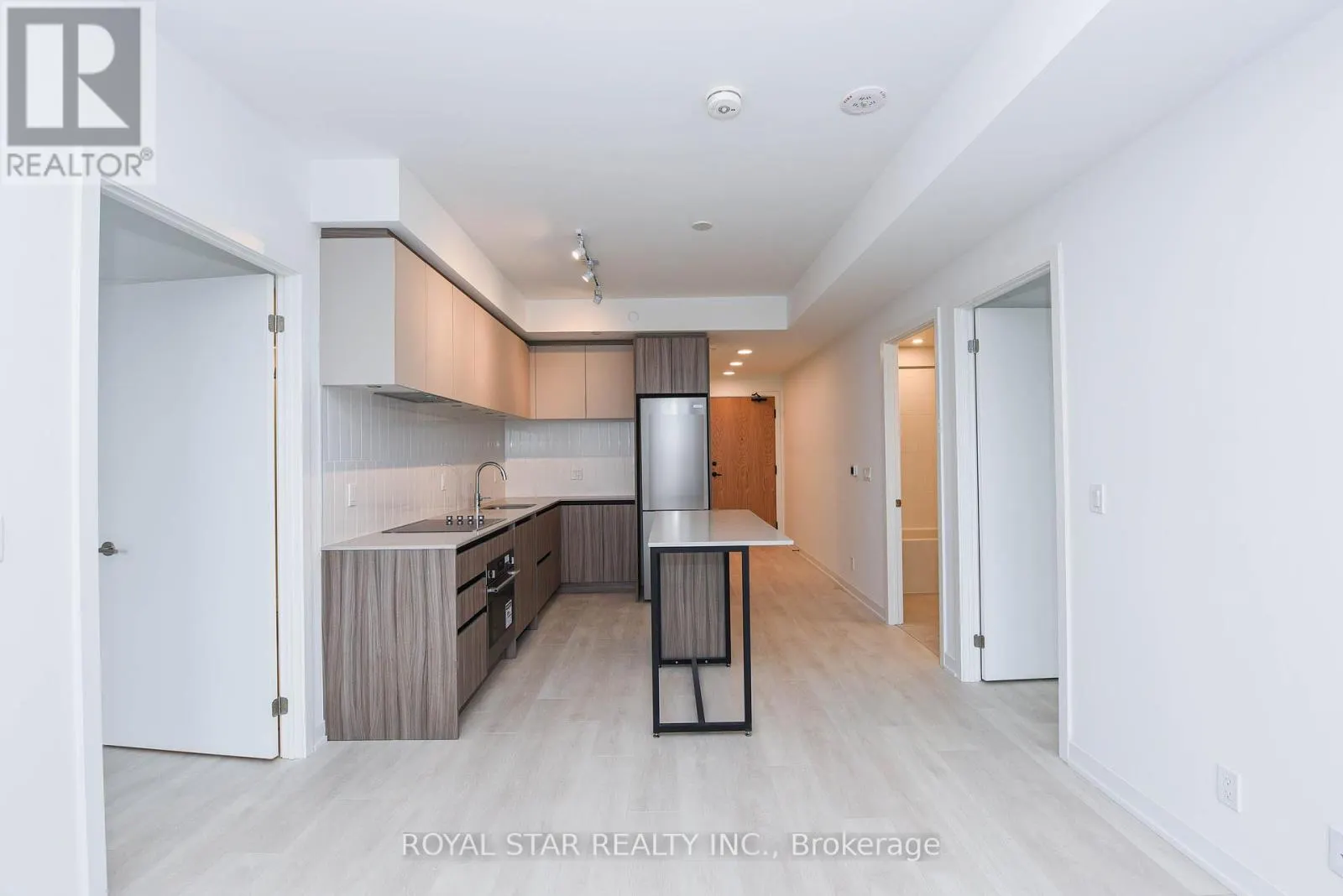 1502 - 7950 BATHURST STREET