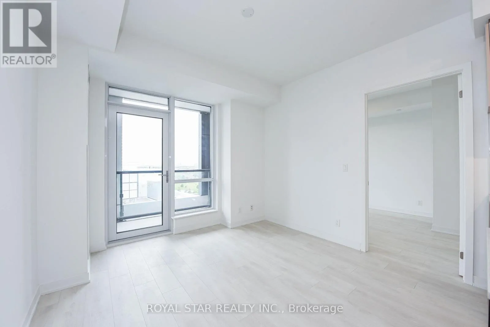 1502 - 7950 BATHURST STREET