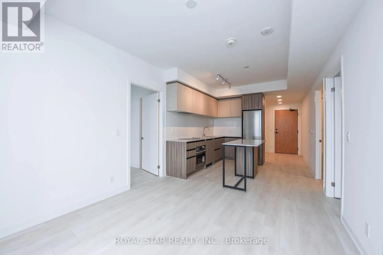 1502 - 7950 BATHURST STREET