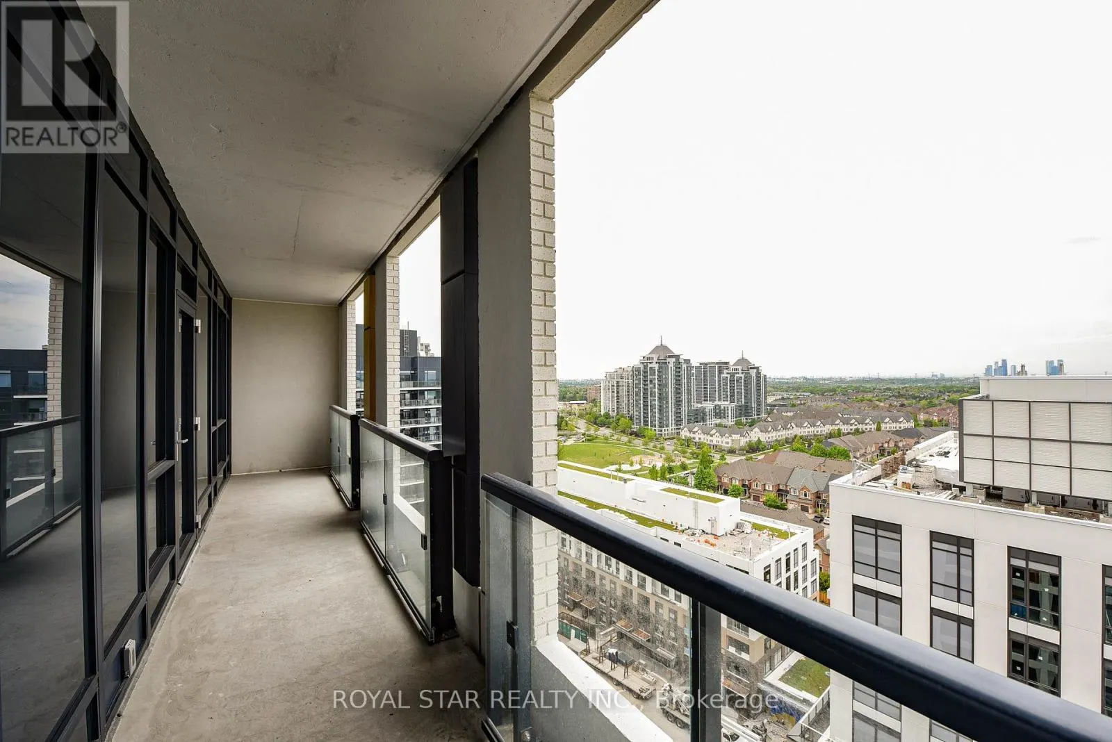 1502 - 7950 BATHURST STREET