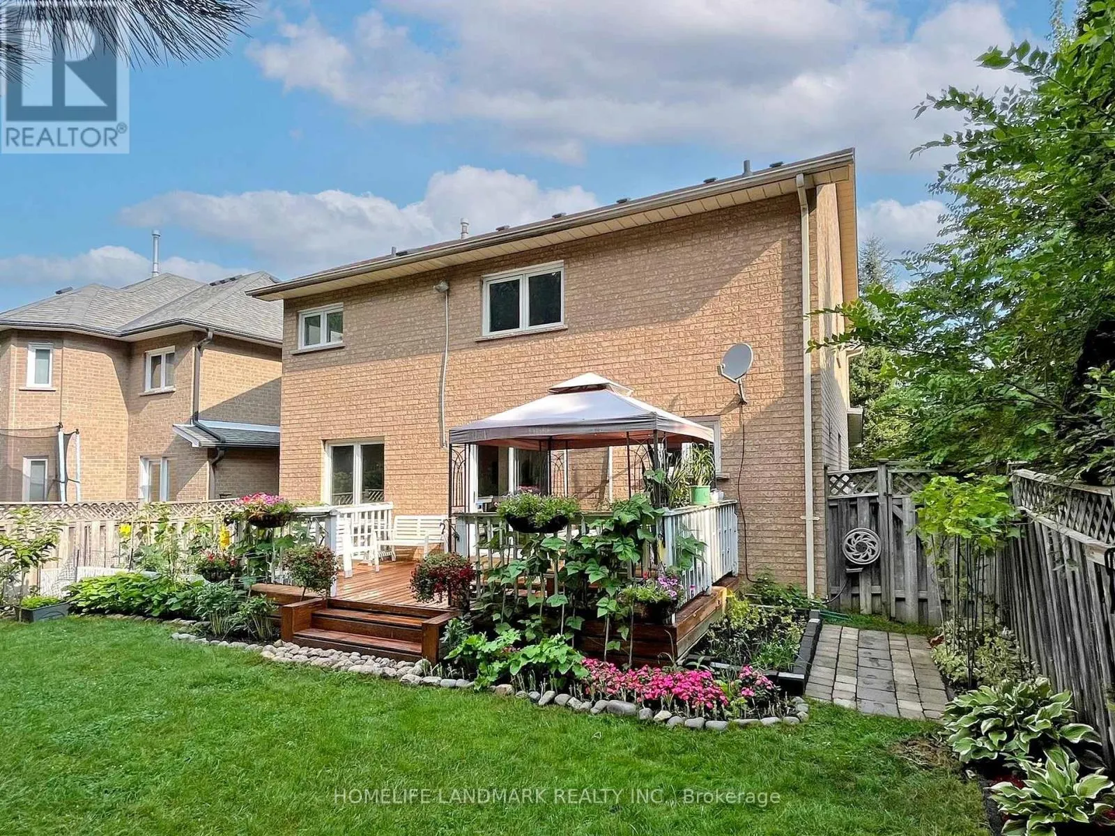 64 BRADGATE DRIVE