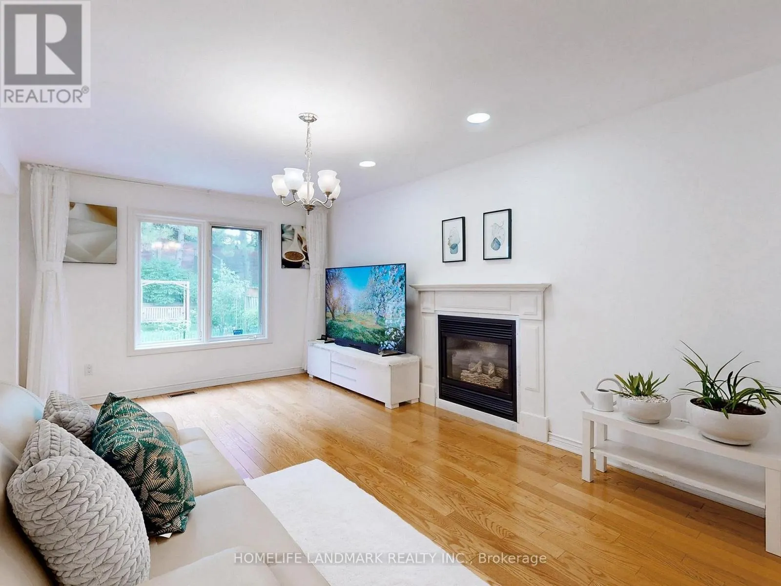 64 BRADGATE DRIVE