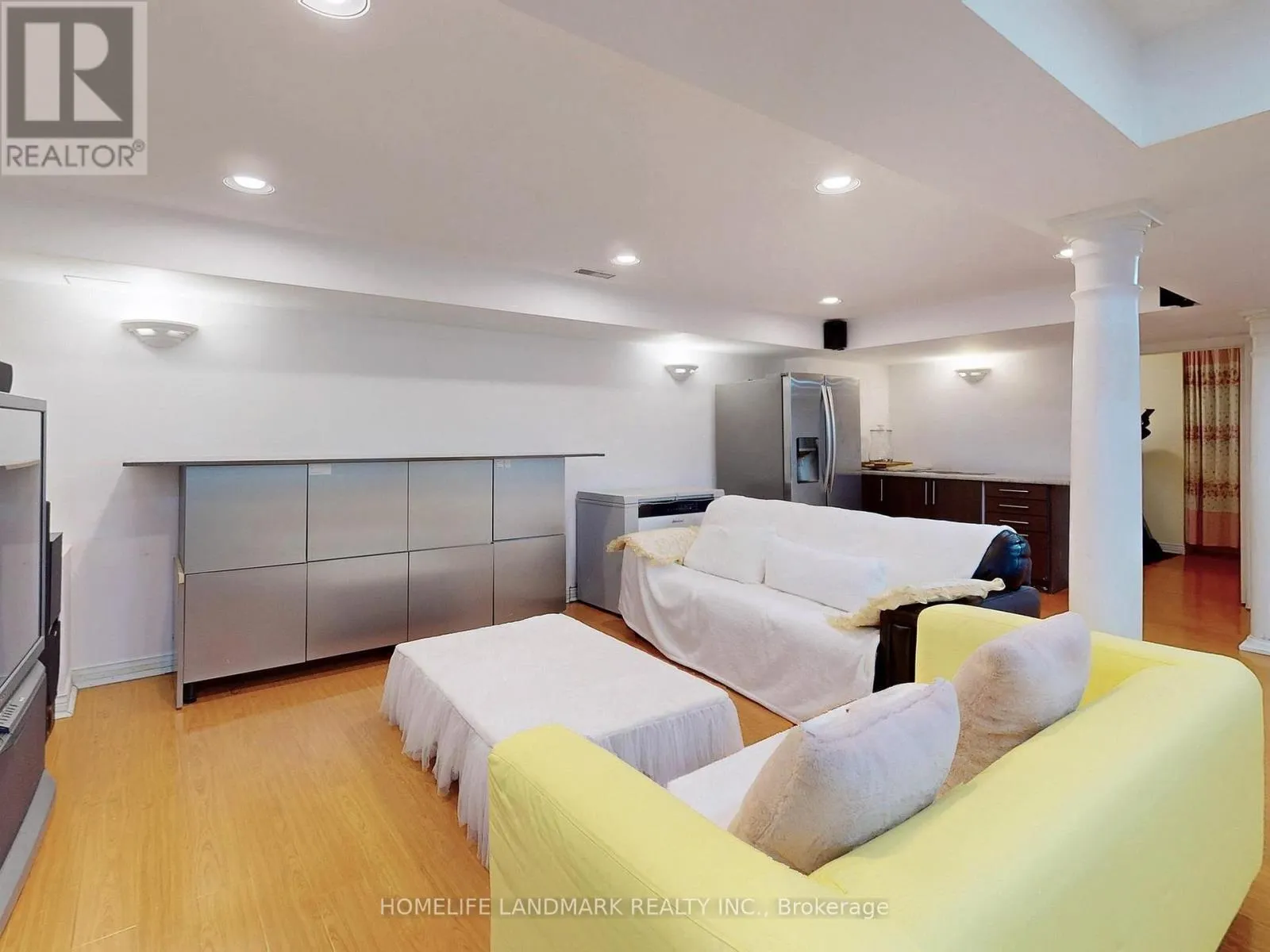 64 BRADGATE DRIVE