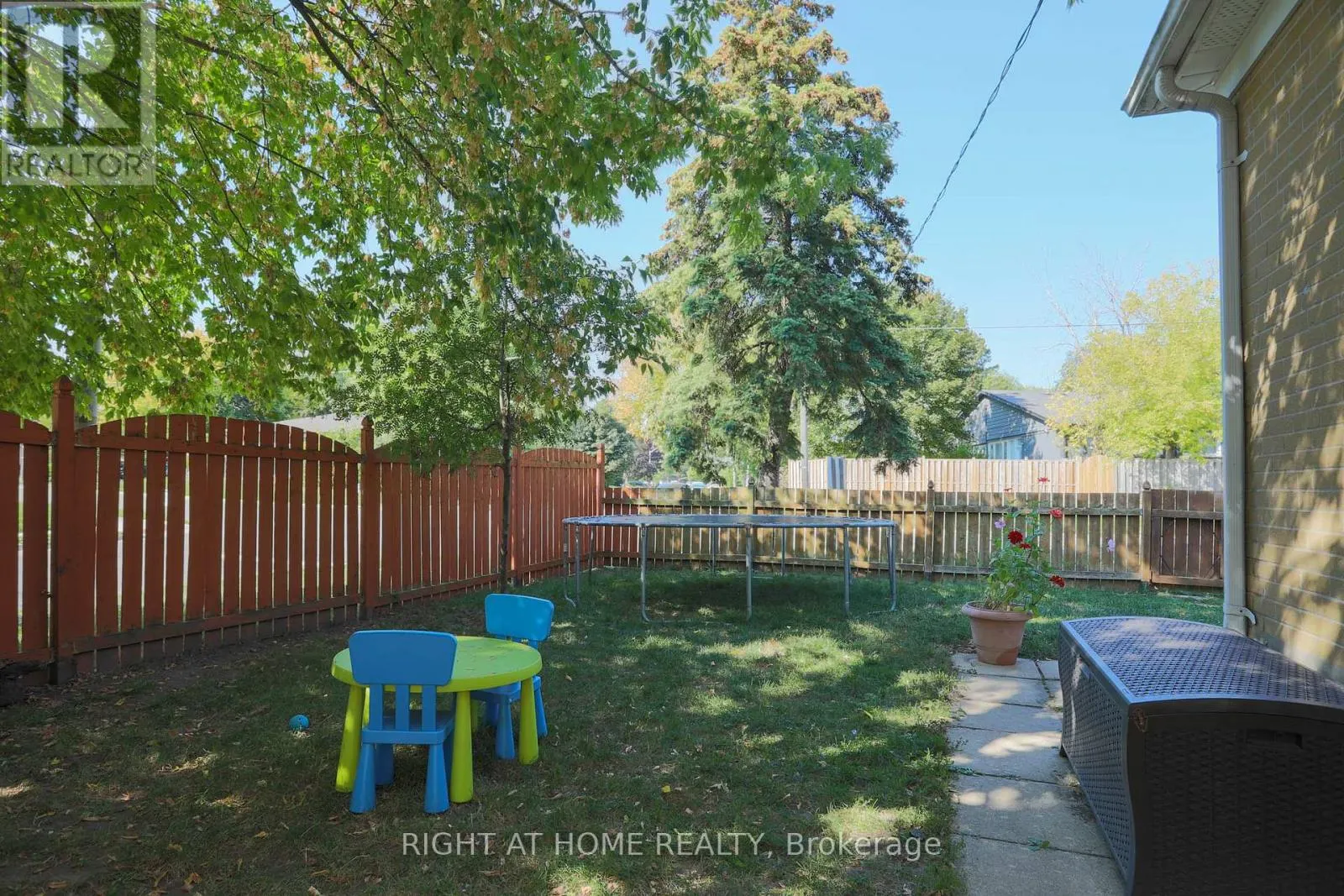 303 BLUE GRASS BOULEVARD
