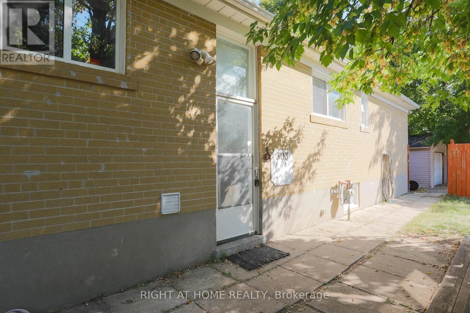 303 BLUE GRASS BOULEVARD