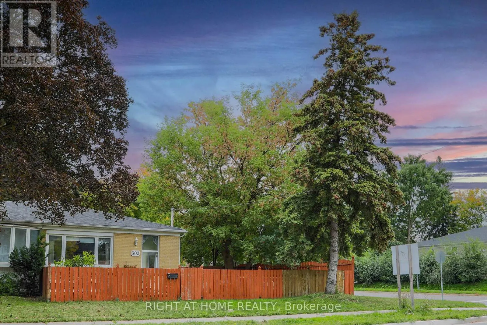 303 BLUE GRASS BOULEVARD