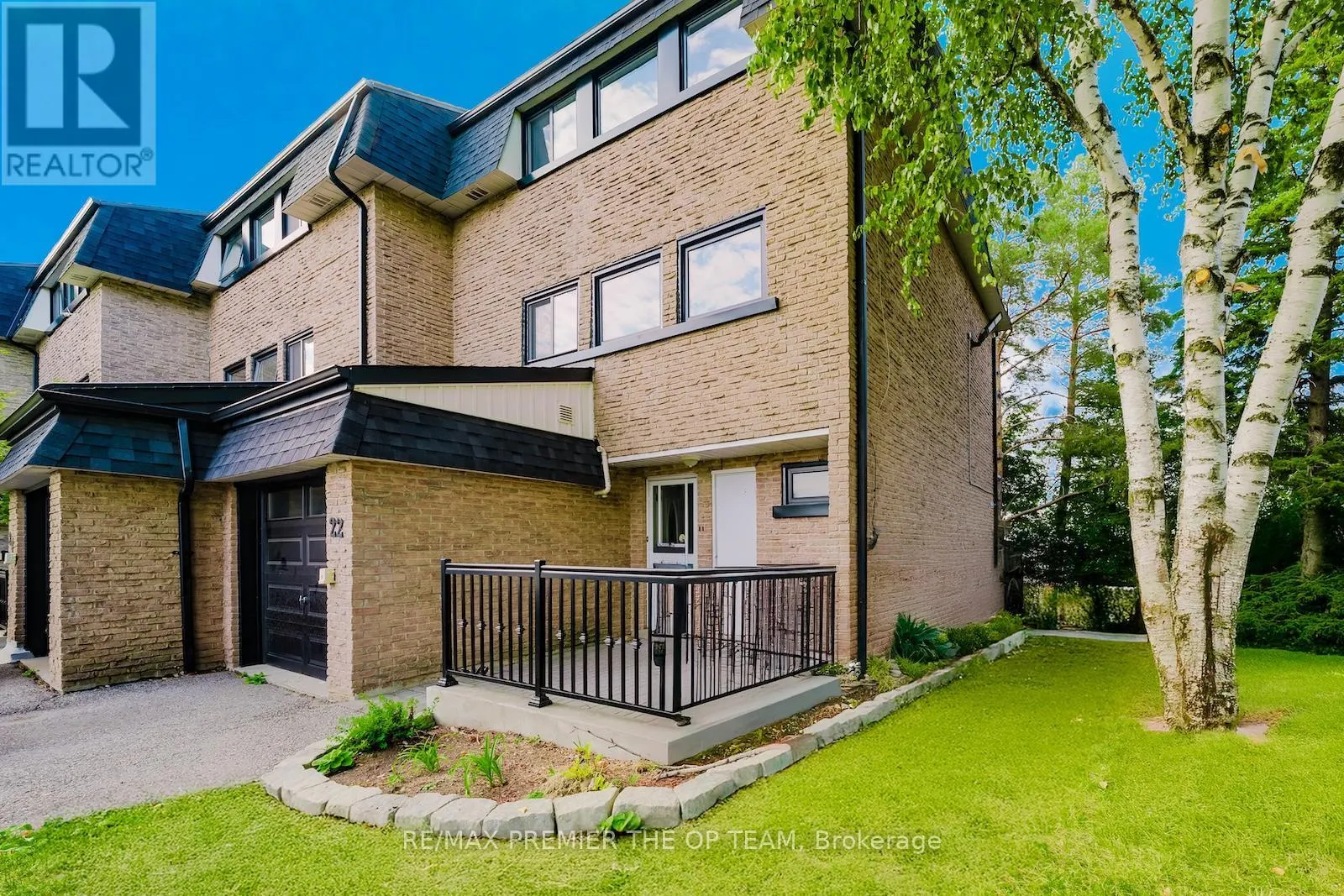 22 HENDERSON DRIVE