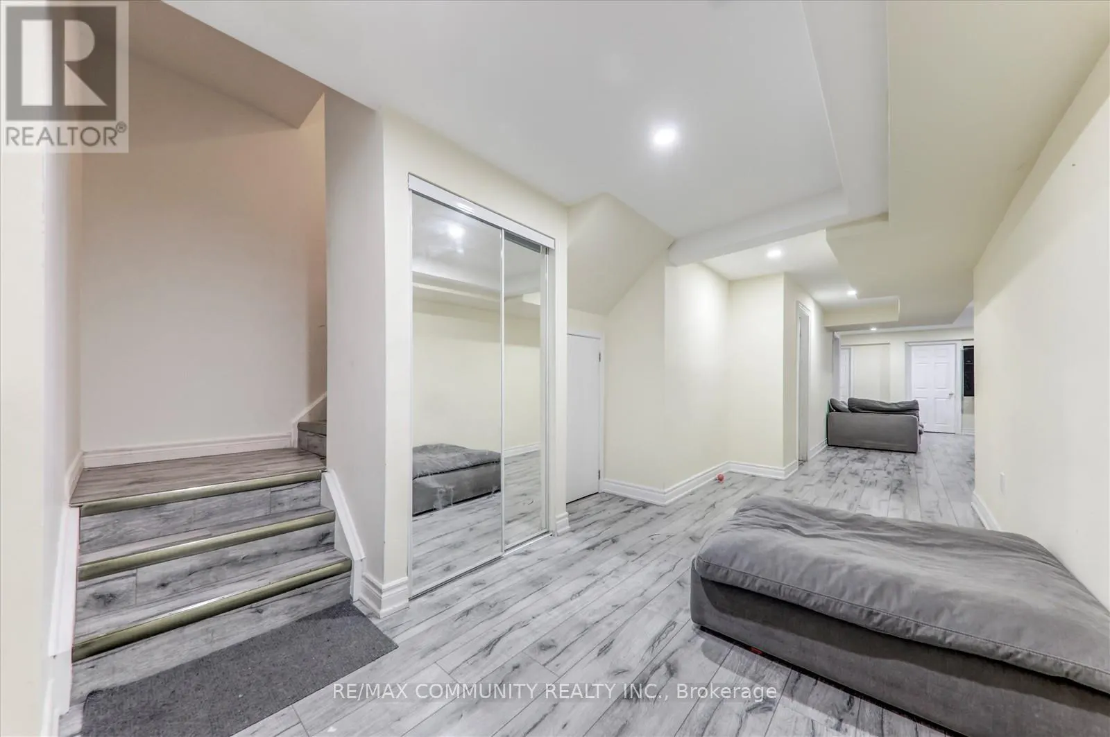BSMT - 138 WEST LAWN CRESCENT