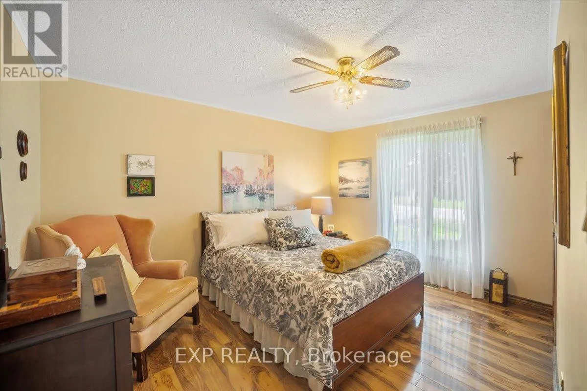 36 JUNO CRESCENT