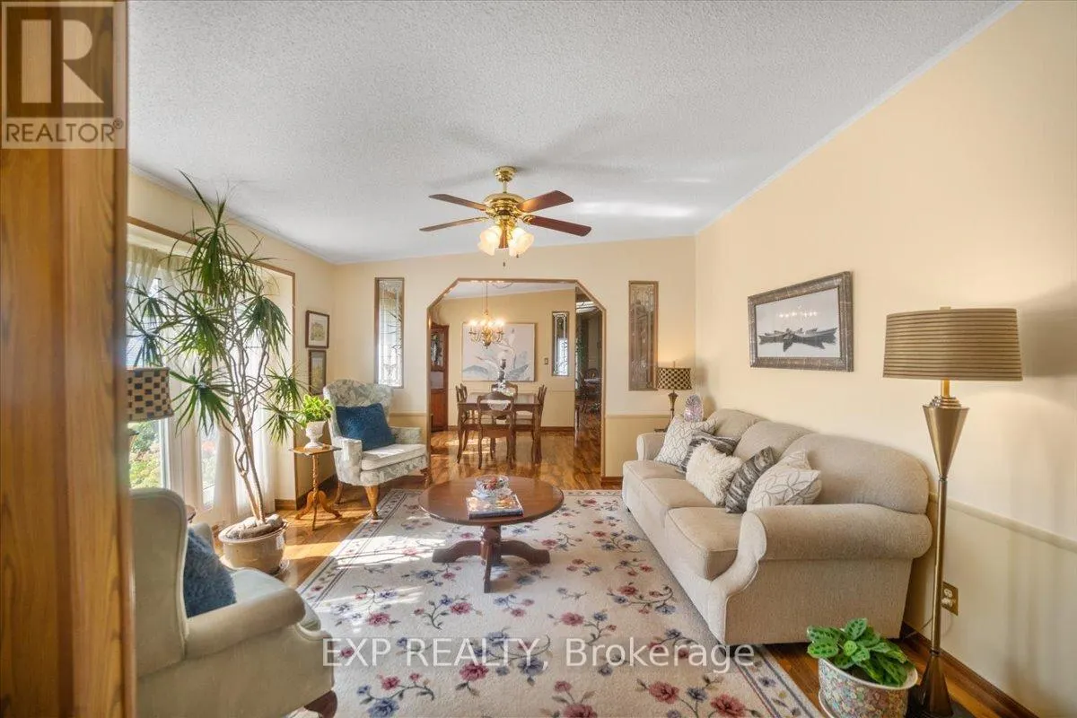 36 JUNO CRESCENT