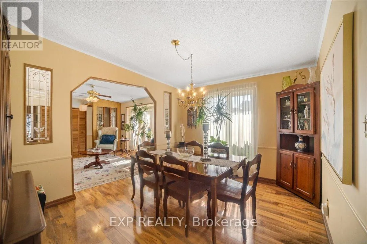 36 JUNO CRESCENT
