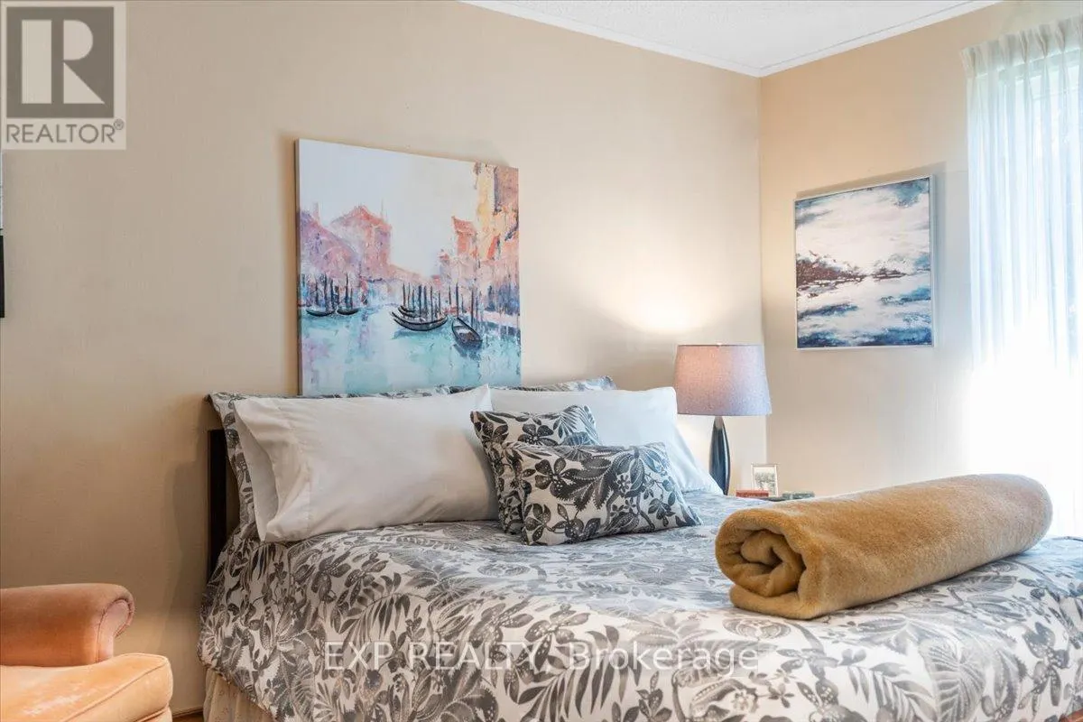 36 JUNO CRESCENT
