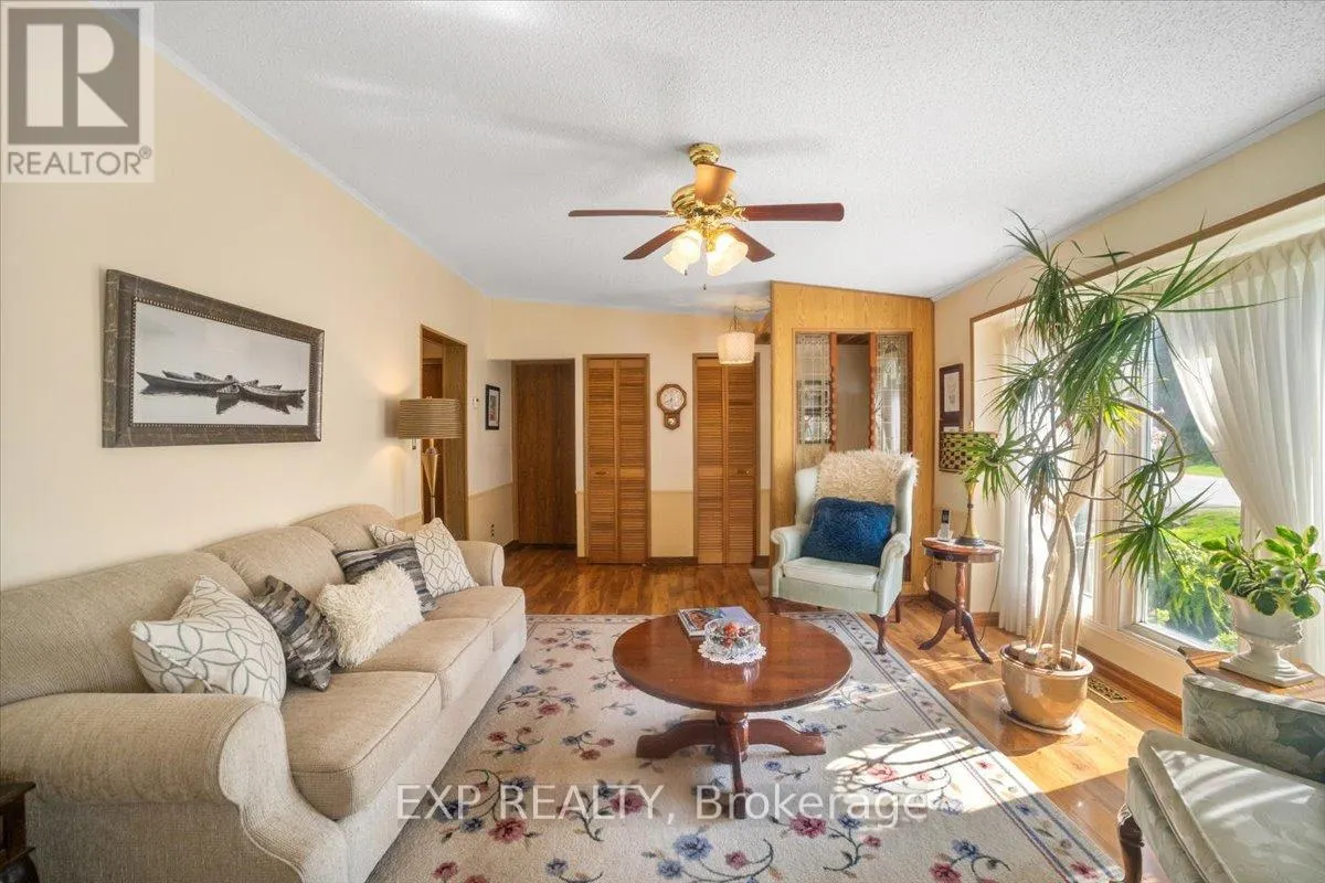 36 JUNO CRESCENT