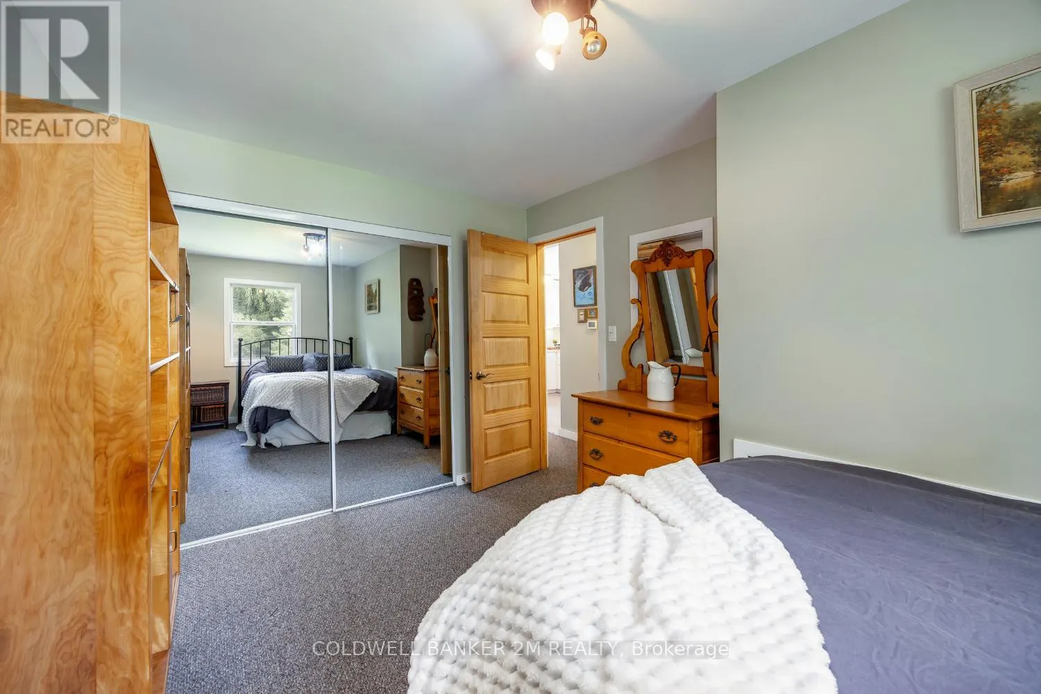 17 LINDELL ROAD