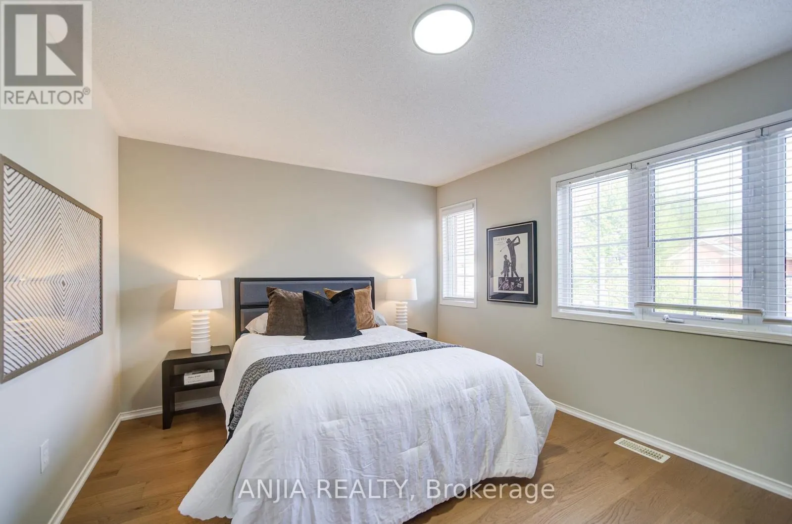 13 KINGSMILL COURT