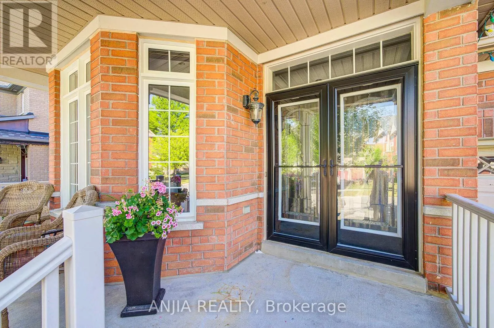 13 KINGSMILL COURT