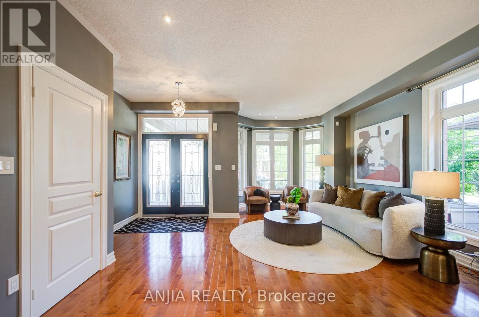 13 KINGSMILL COURT