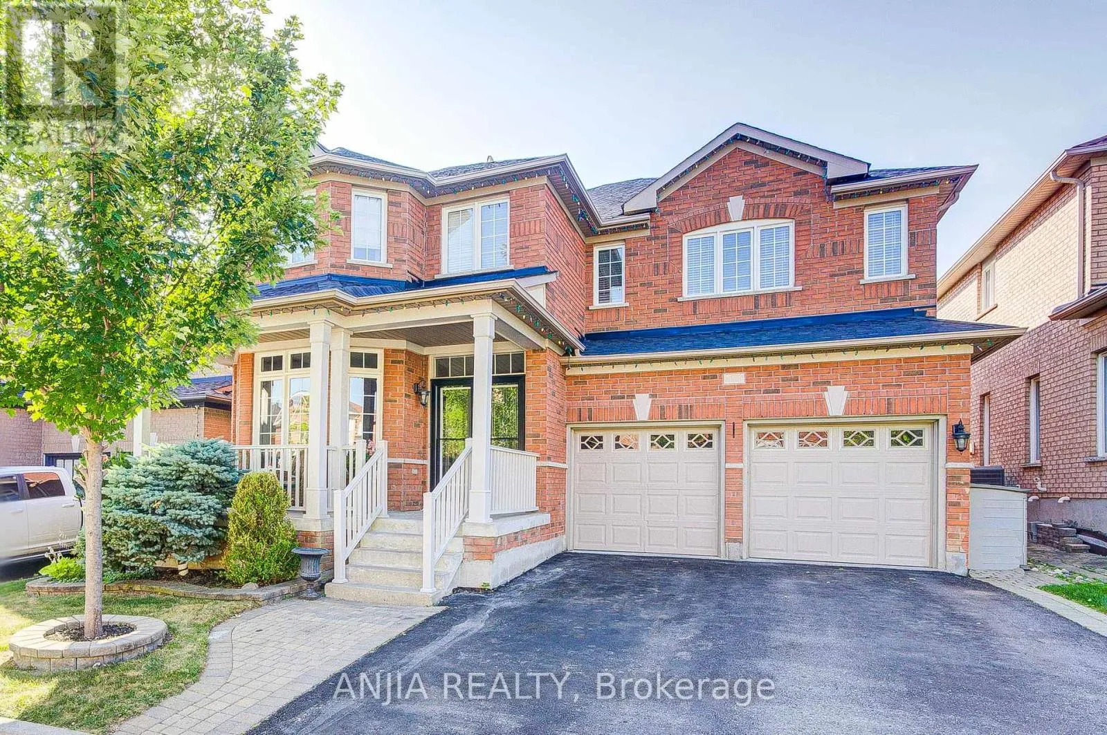 13 KINGSMILL COURT