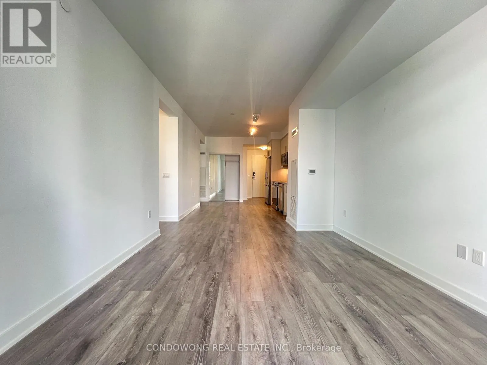 1205 - 105 ONEIDA CRESCENT
