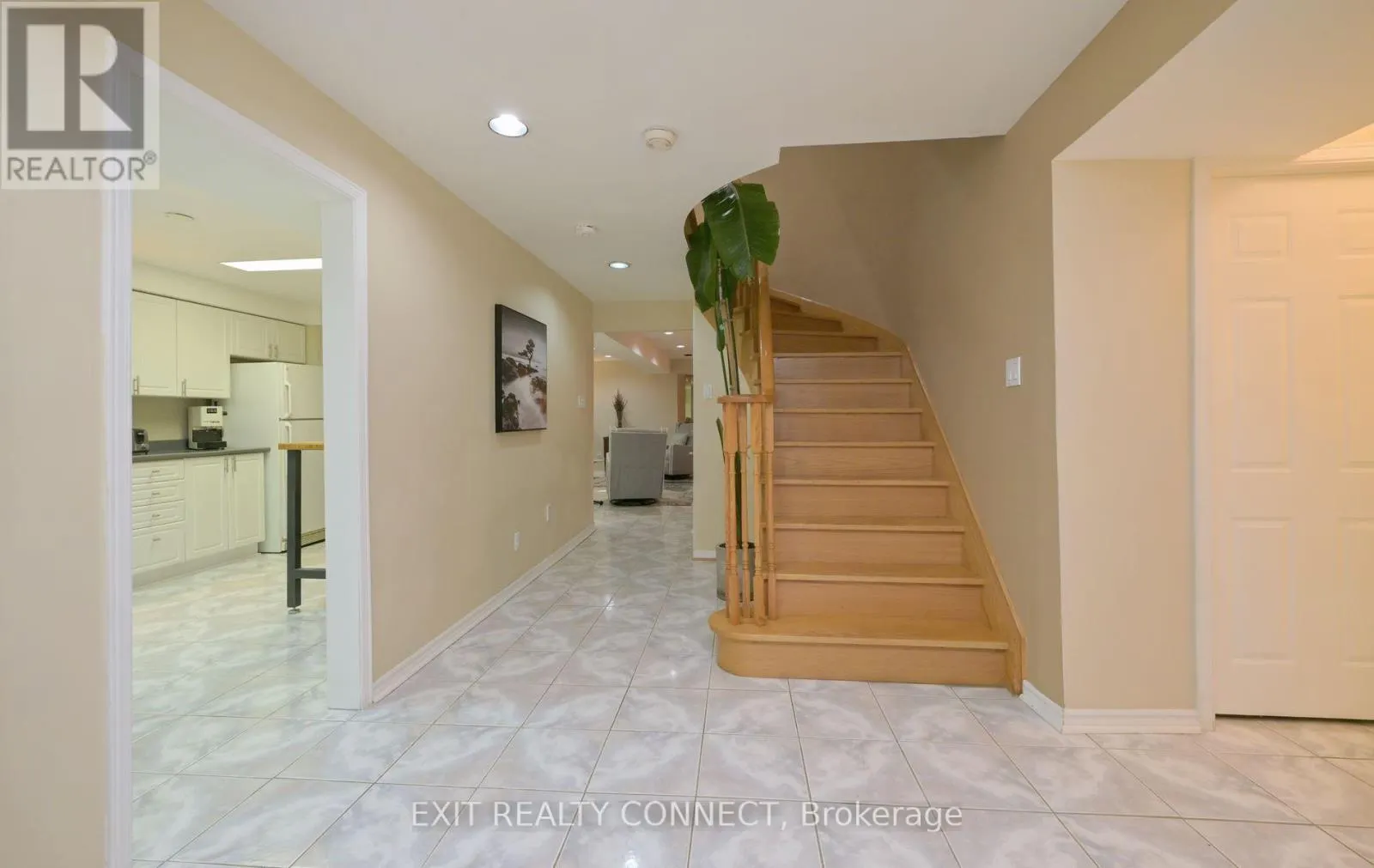 8912 MARTIN GROVE ROAD