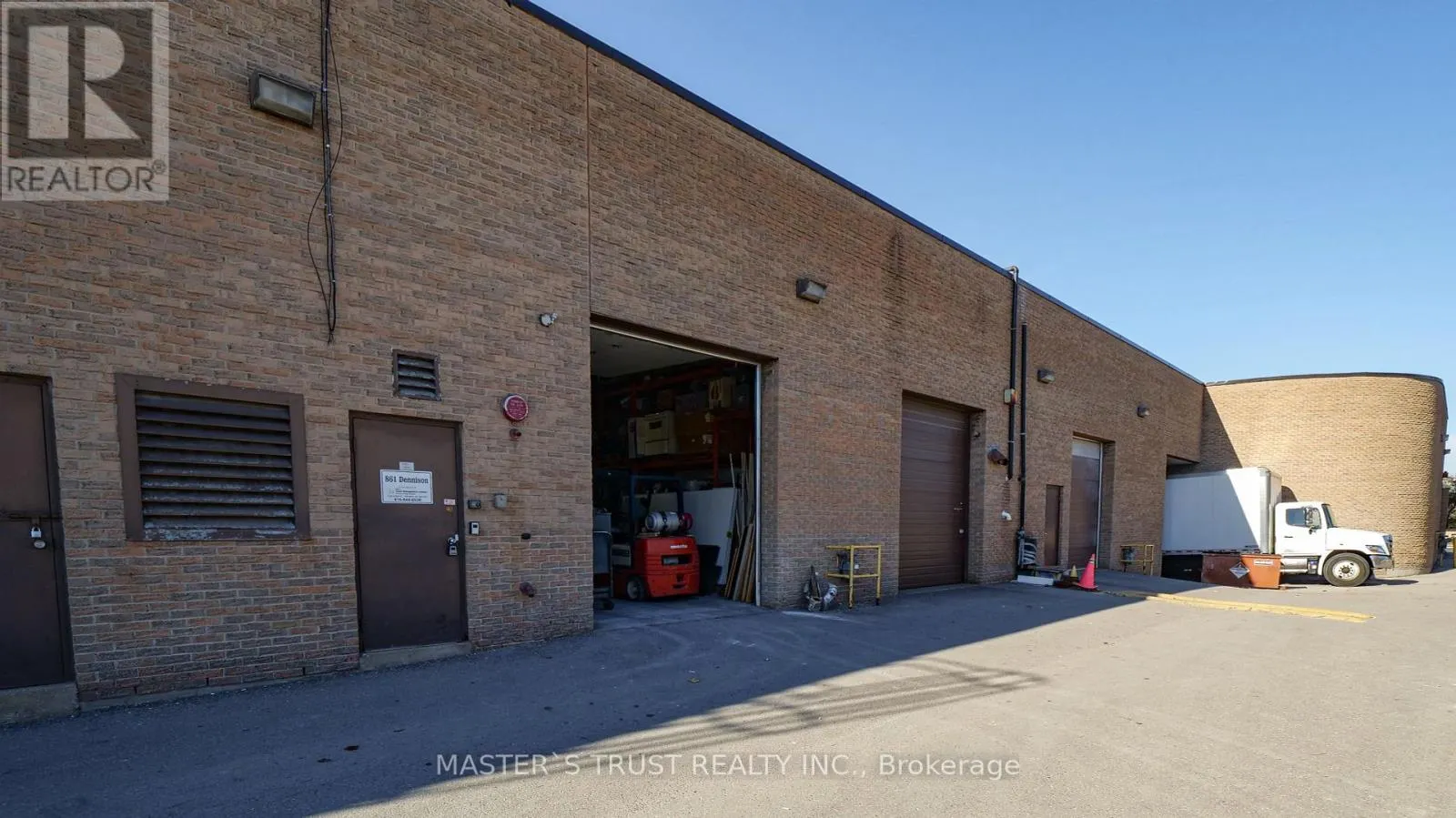 106 - 861 DENISON STREET