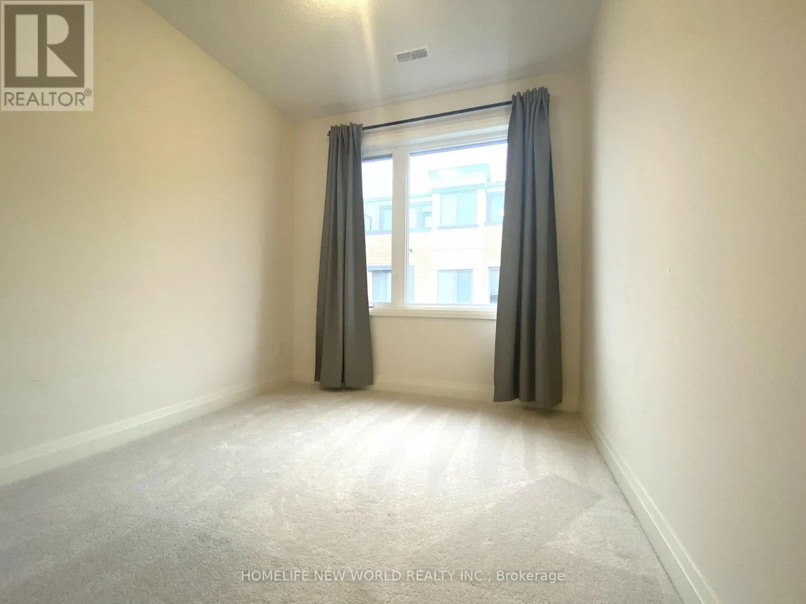 8 TEASEL WAY